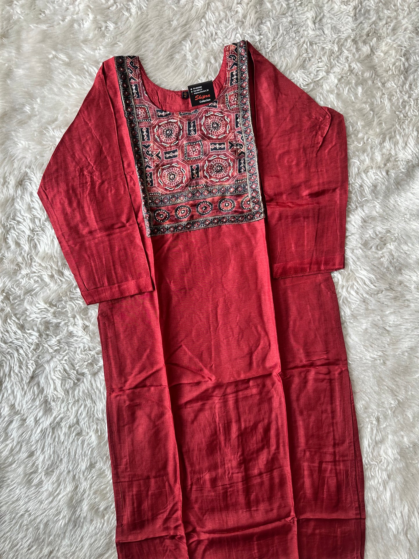 Gazi Silk Kurti Pant Dupatta Set