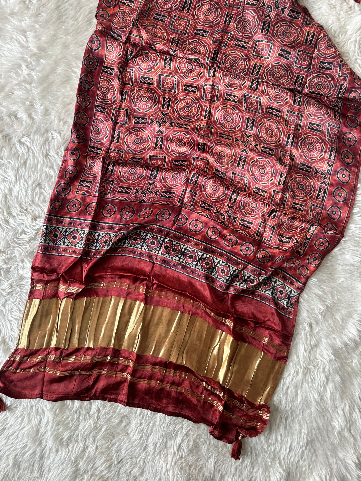 Gazi Silk Kurti Pant Dupatta Set