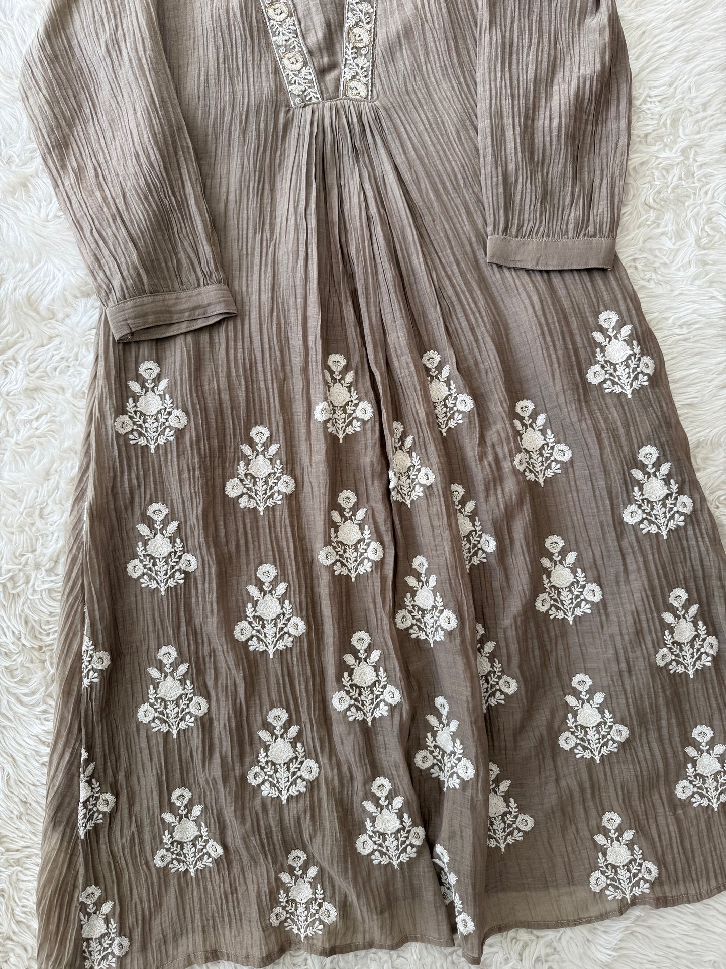 Mul Chanderi Kurti Pant Dupatta Set