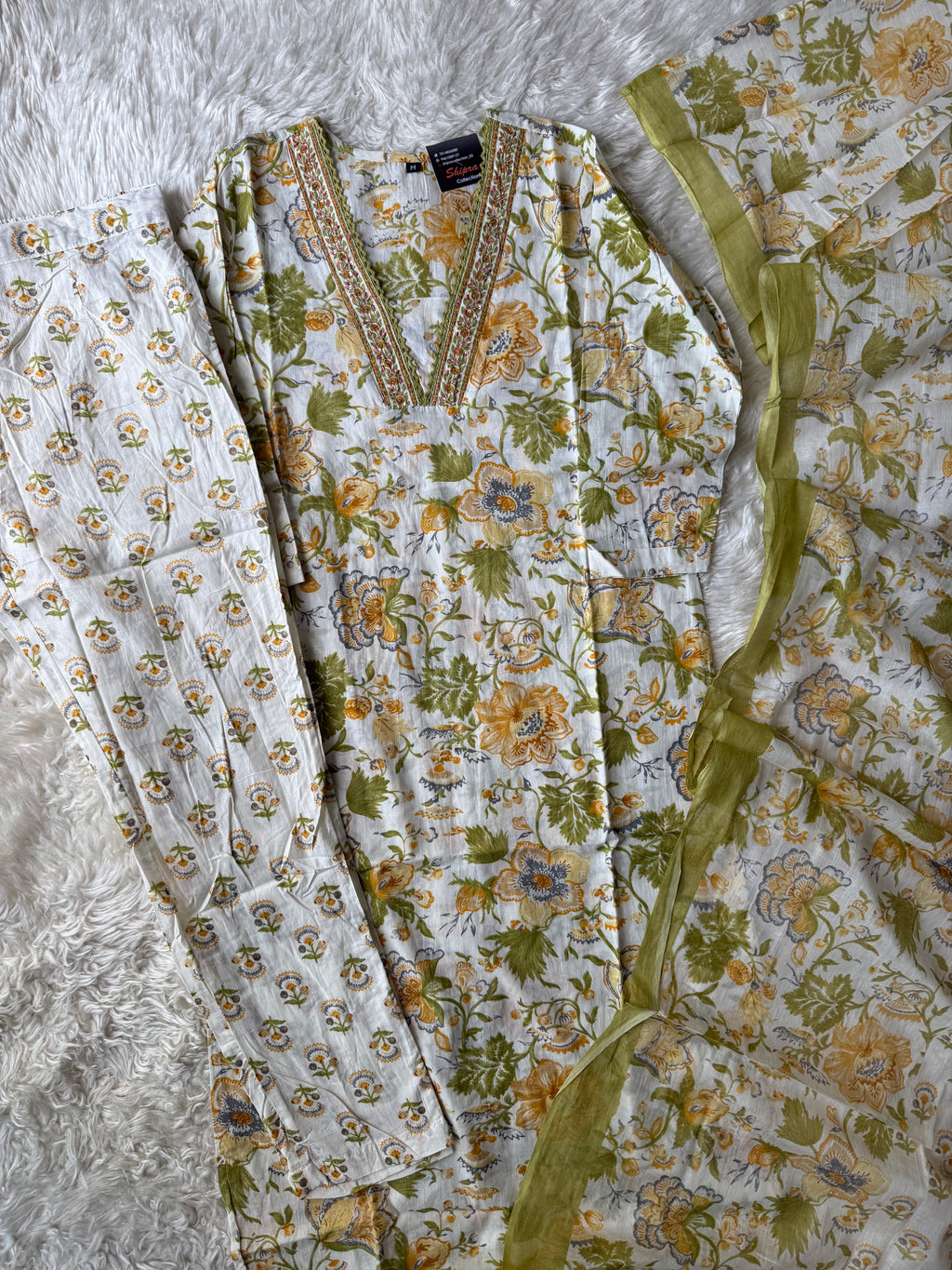 Soothing Print Kurti Pant Dupatta Set