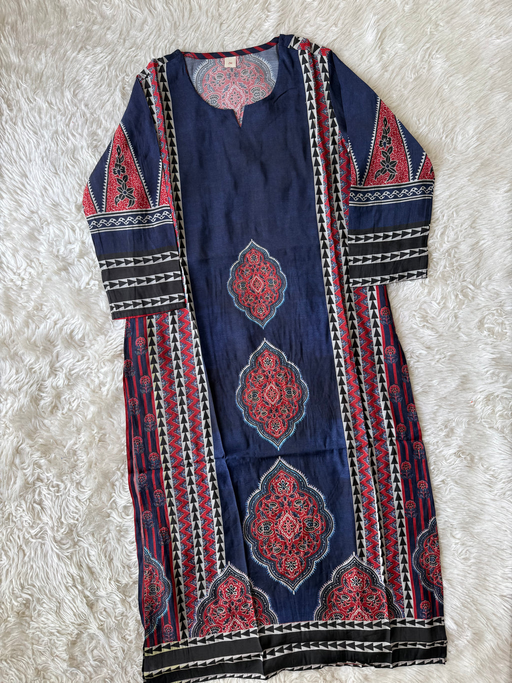 Pure Muslin Silk Kurti Pant Dupatta Set
