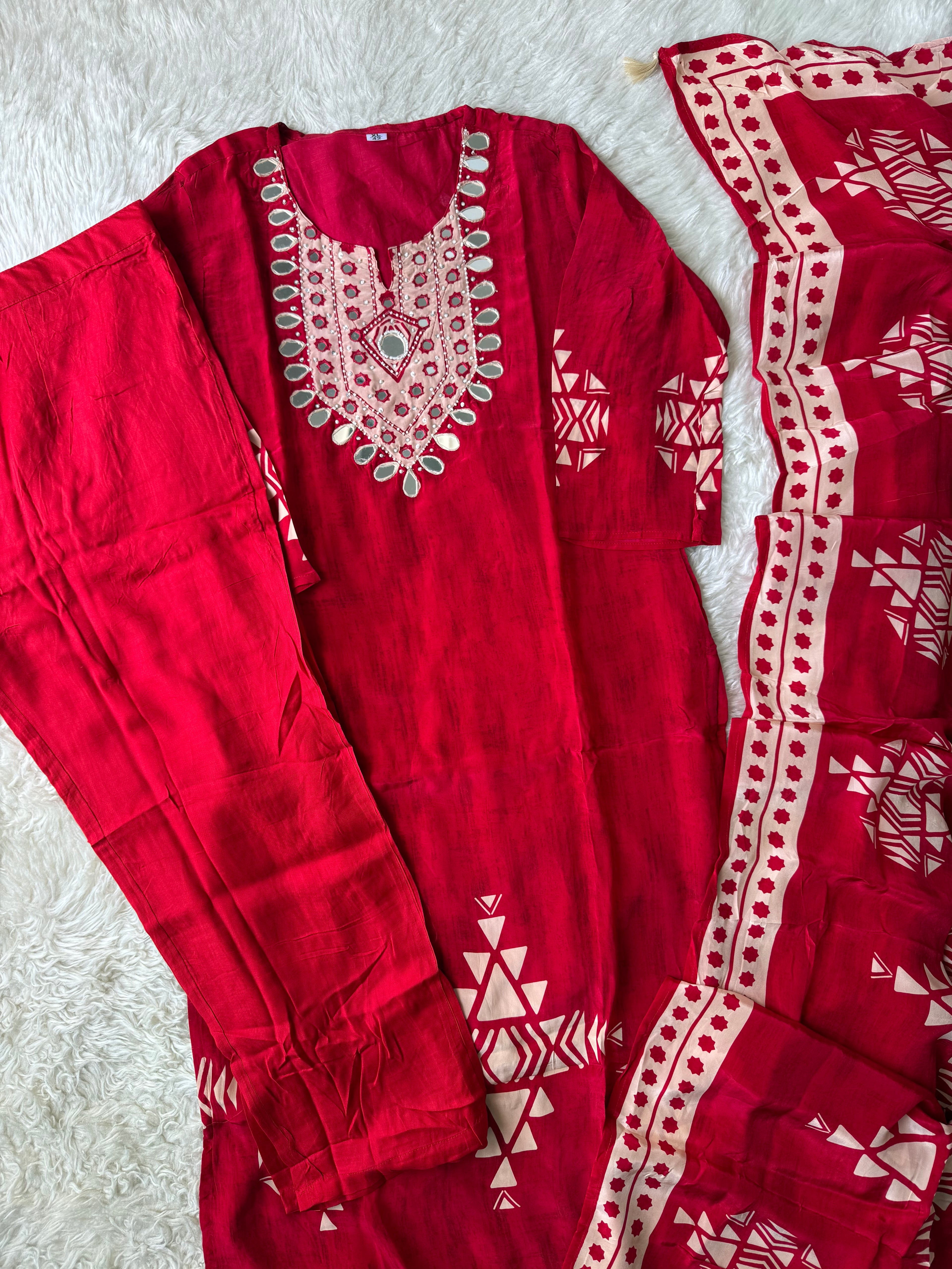 Crepe Silk Kurti Pant Dupatta Set