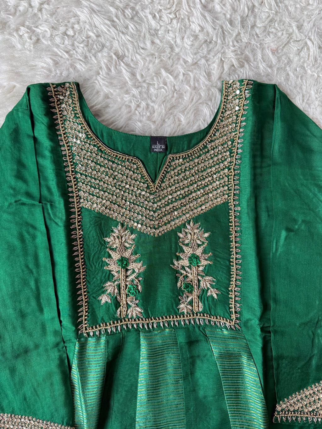 Dola Silk Kurti Pant Dupatta Set