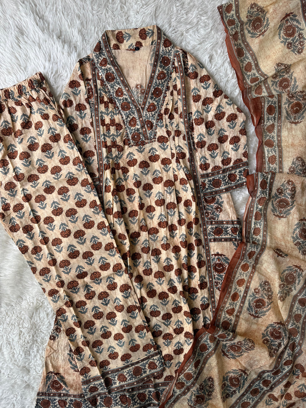 Budget Friendly FLARE Kurti Pant Dupatta Set