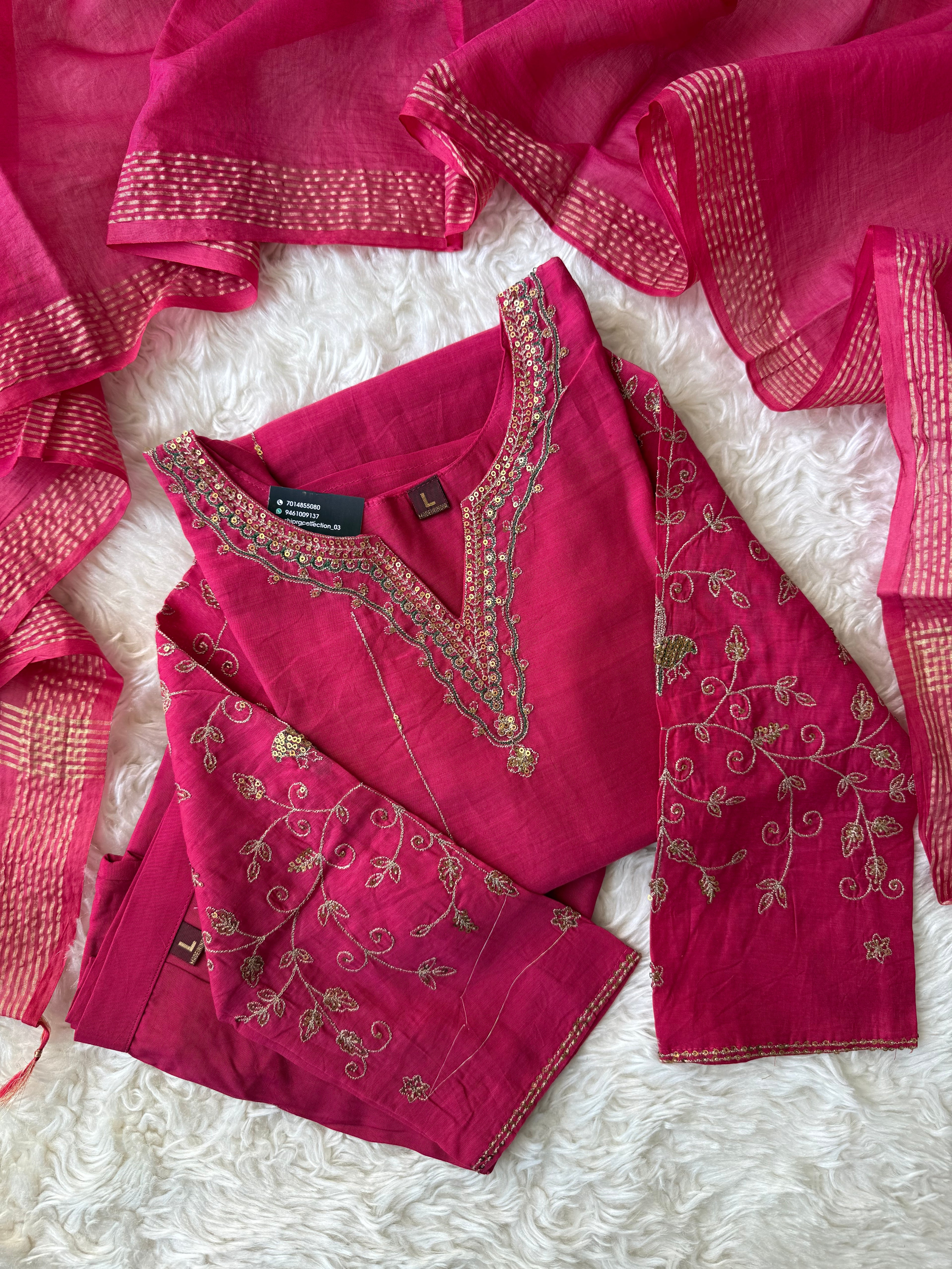 Mul Chanderi Kurti Pant Dupatta Set