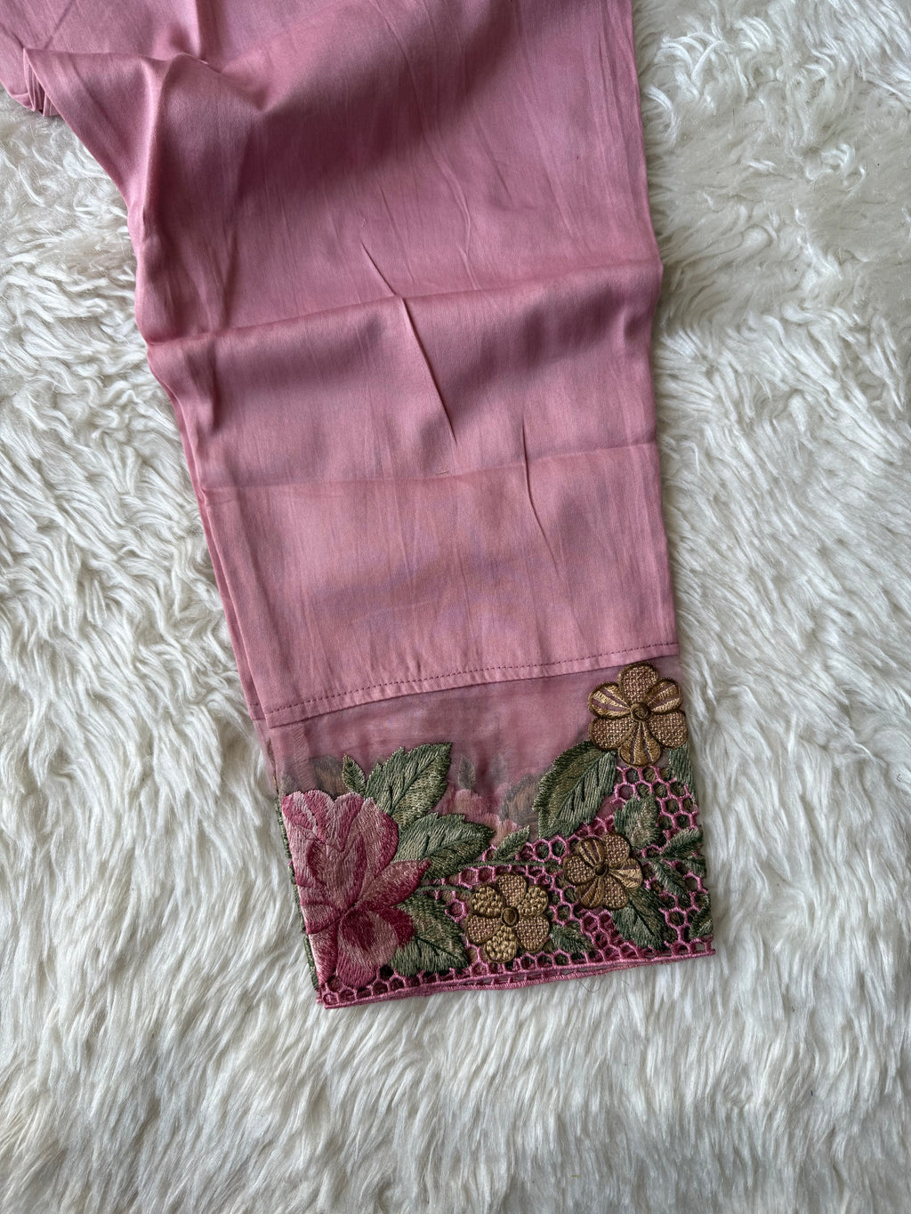 Dola Silk Kurti Pant Dupatta Set