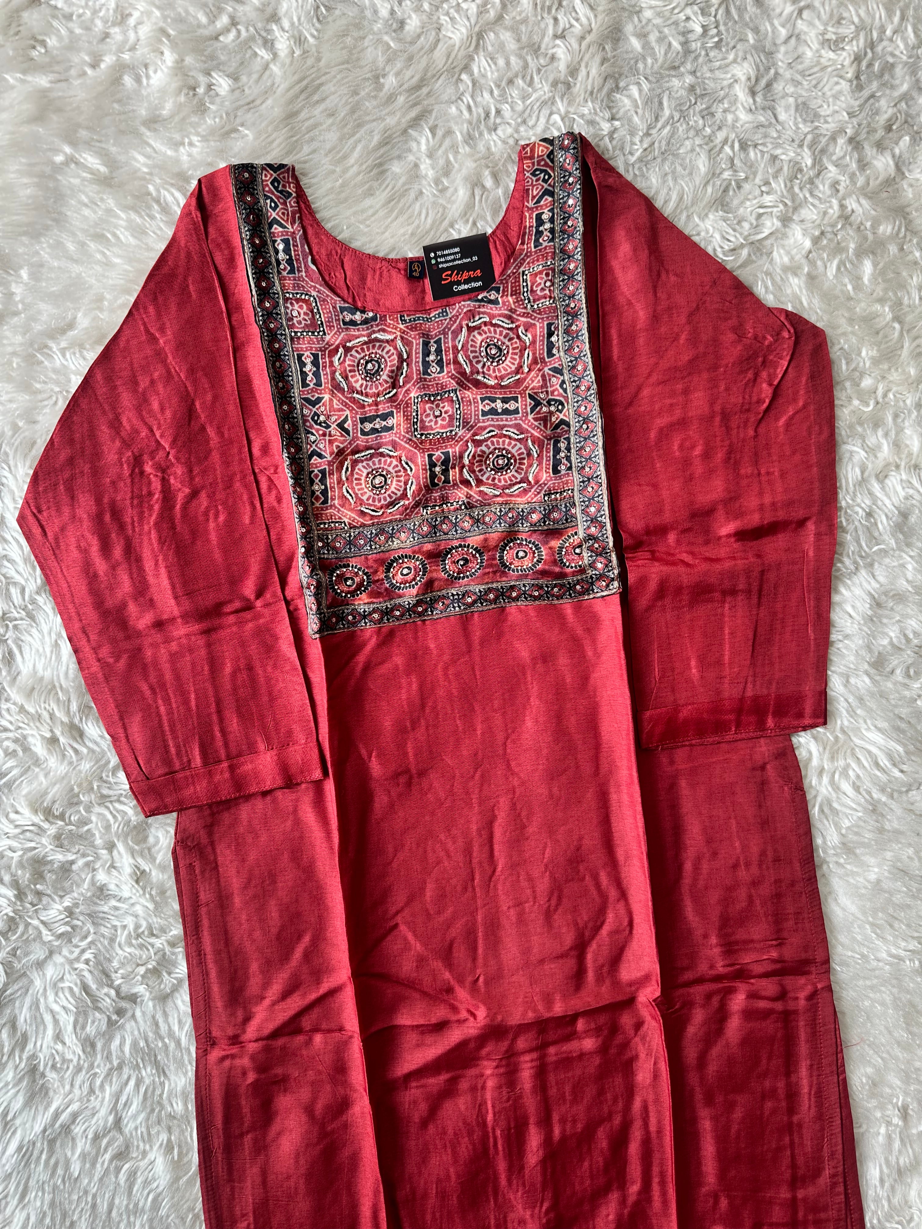 Gazi Silk Kurti Pant Dupatta Set