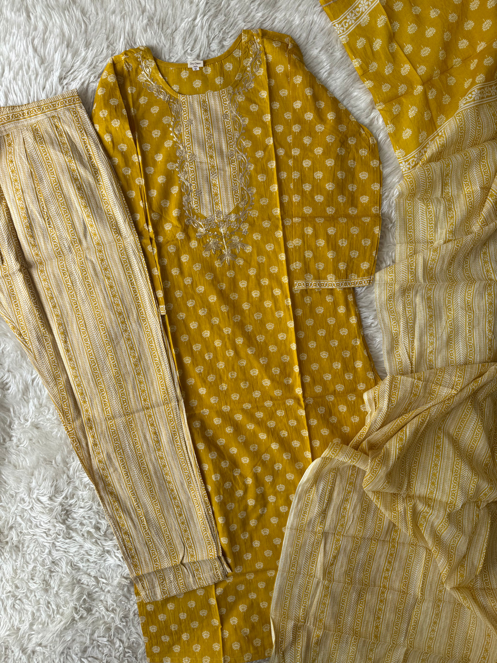 Breathable Cotton Kurti Pant Cotton Dupatta Set