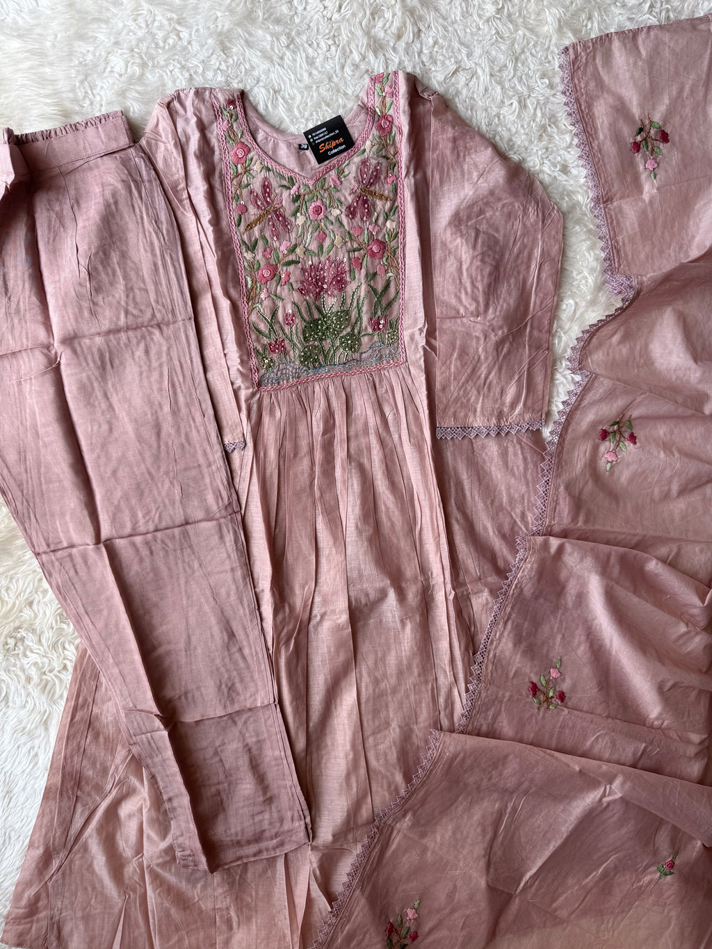 Mul Chanderi Kurti Pant Dupatta Set