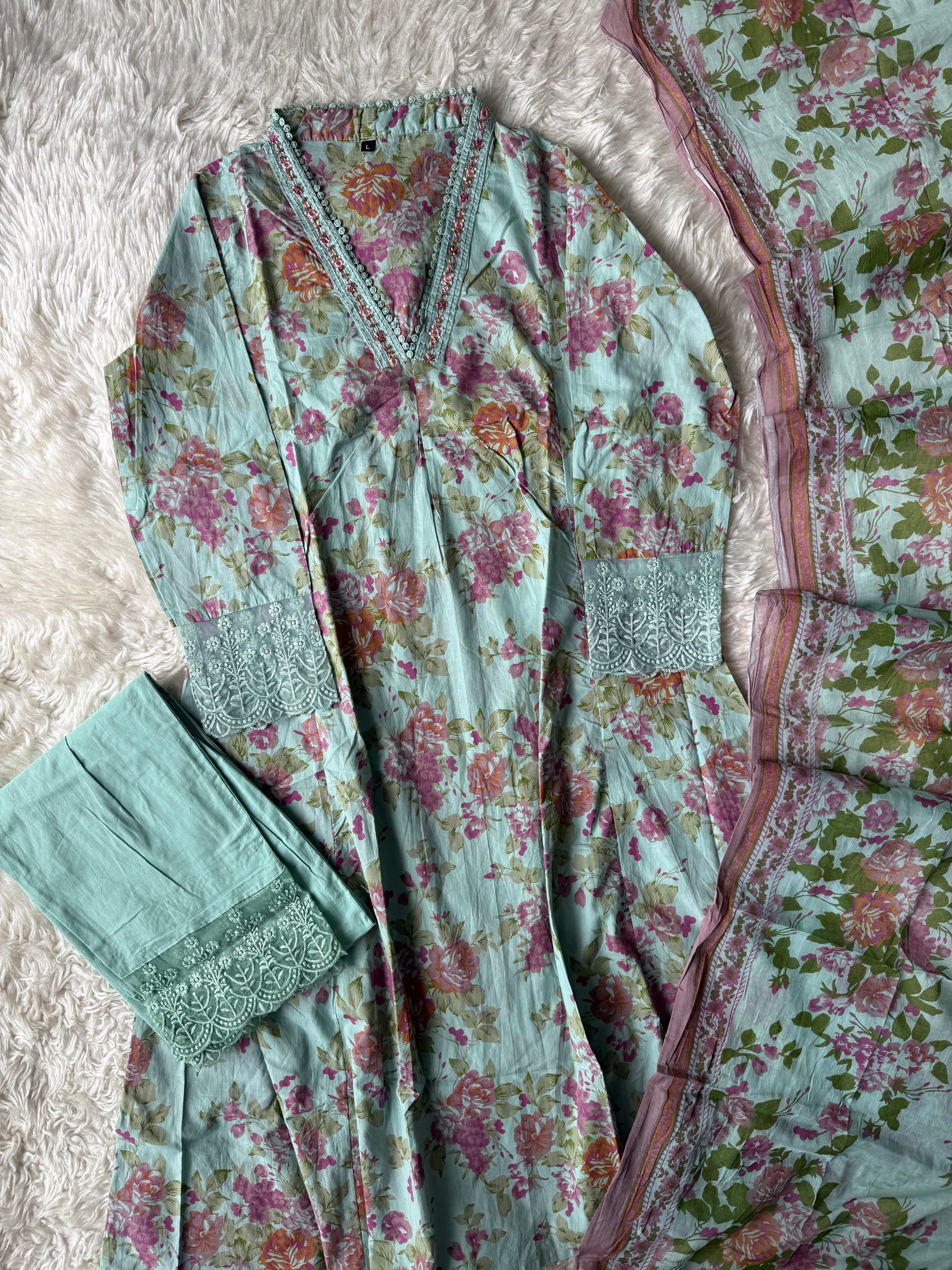 “Best Seller” Budget Friendly Kurti Pant Dupatta Set