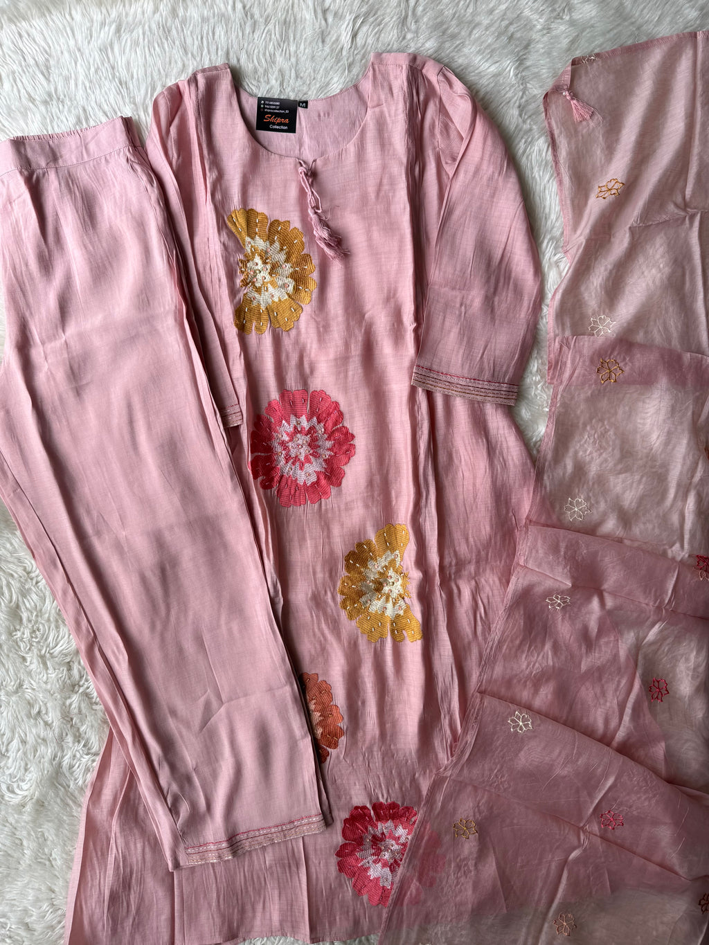 Mul Chanderi Kurti Pant Dupatta Set