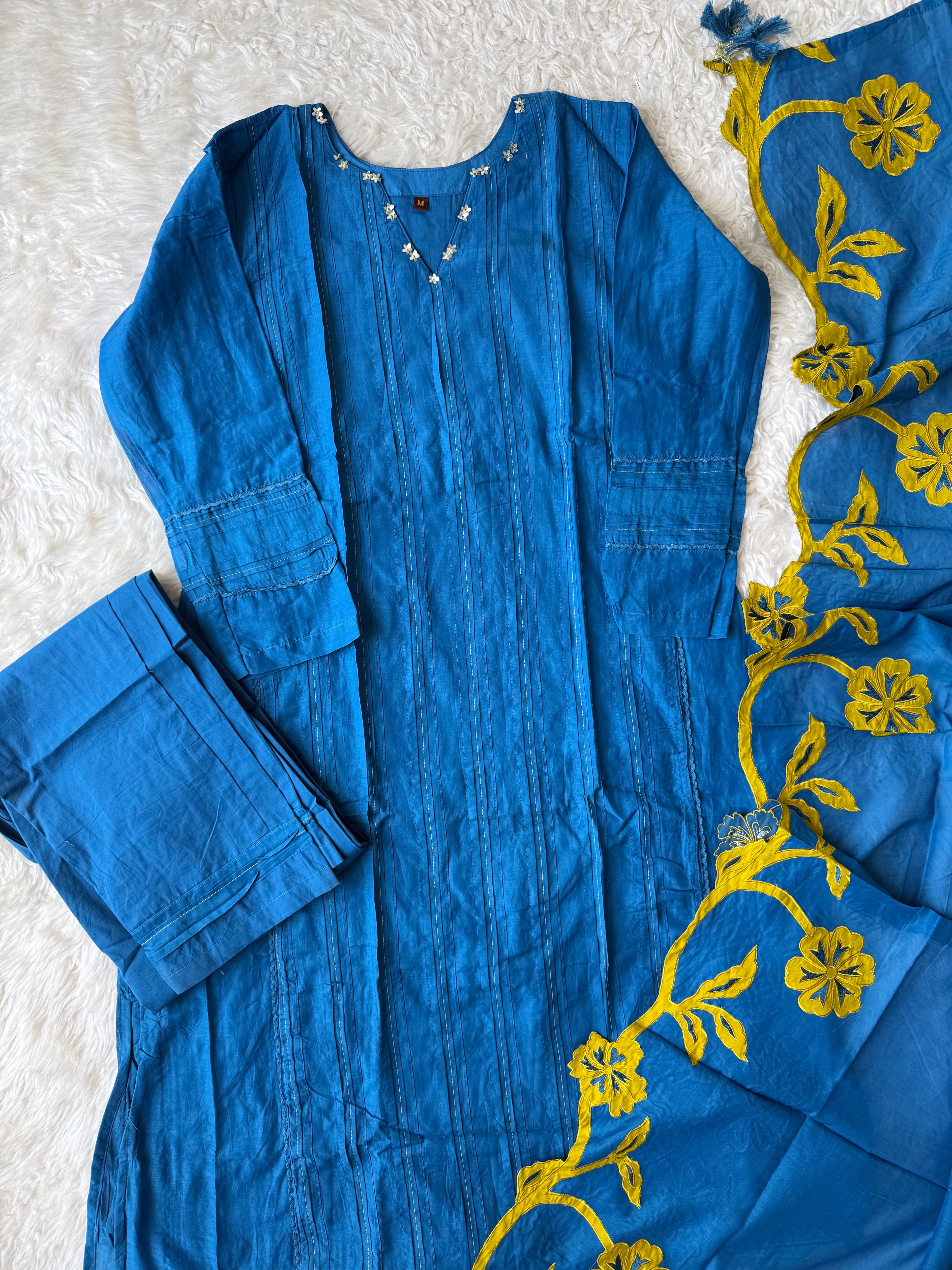 Mul Chanderi Kurti Pant Dupatta Set