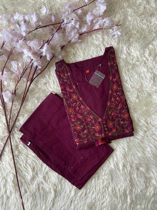 Premium Cotton Thread Work Kurti Pant Set