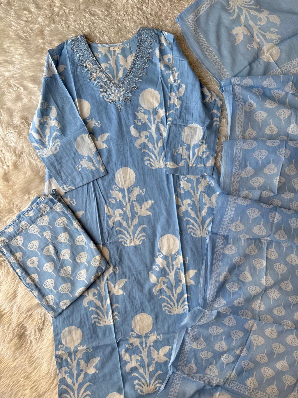 Breathable Cotton Kurti Pant Cotton Dupatta Set