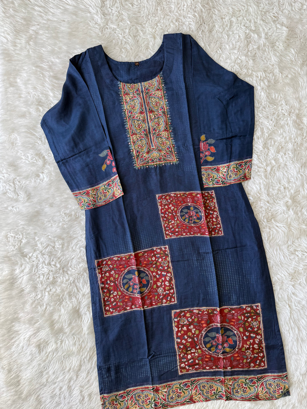 Premium Muslin Silk Kurti Pant Dupatta Set