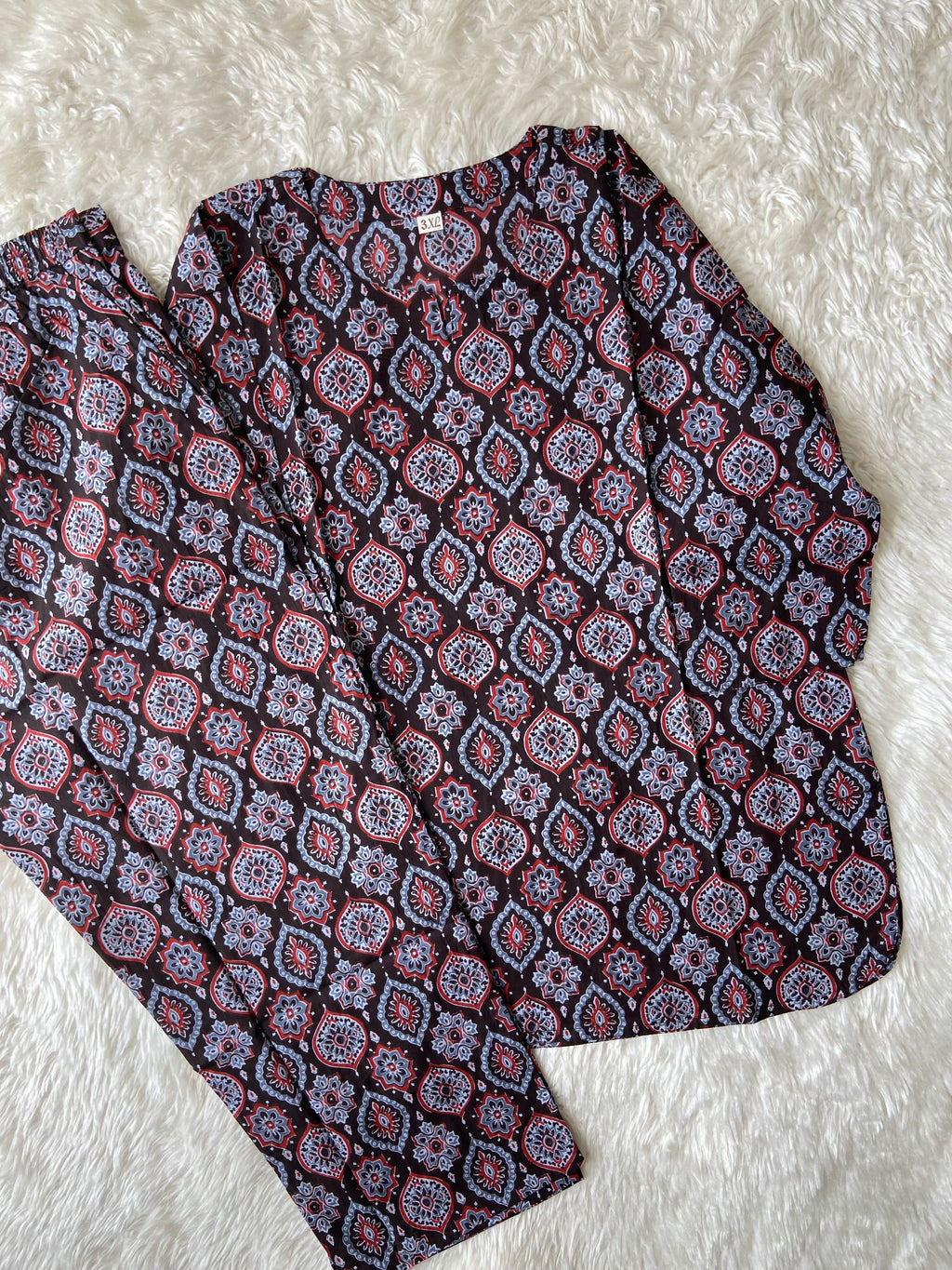 “Plus Size” Lounge Wear
