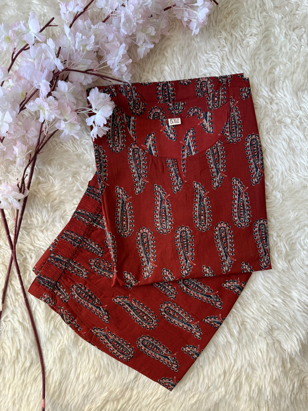 “Plus Size” Lounge Wear