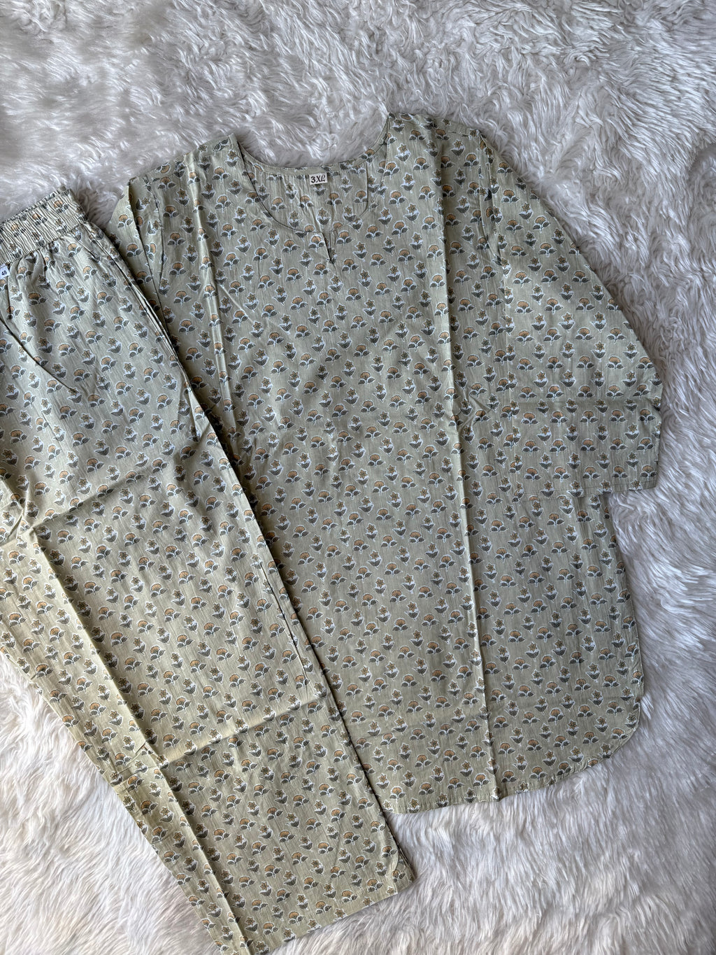“Plus Size” Lounge Wear