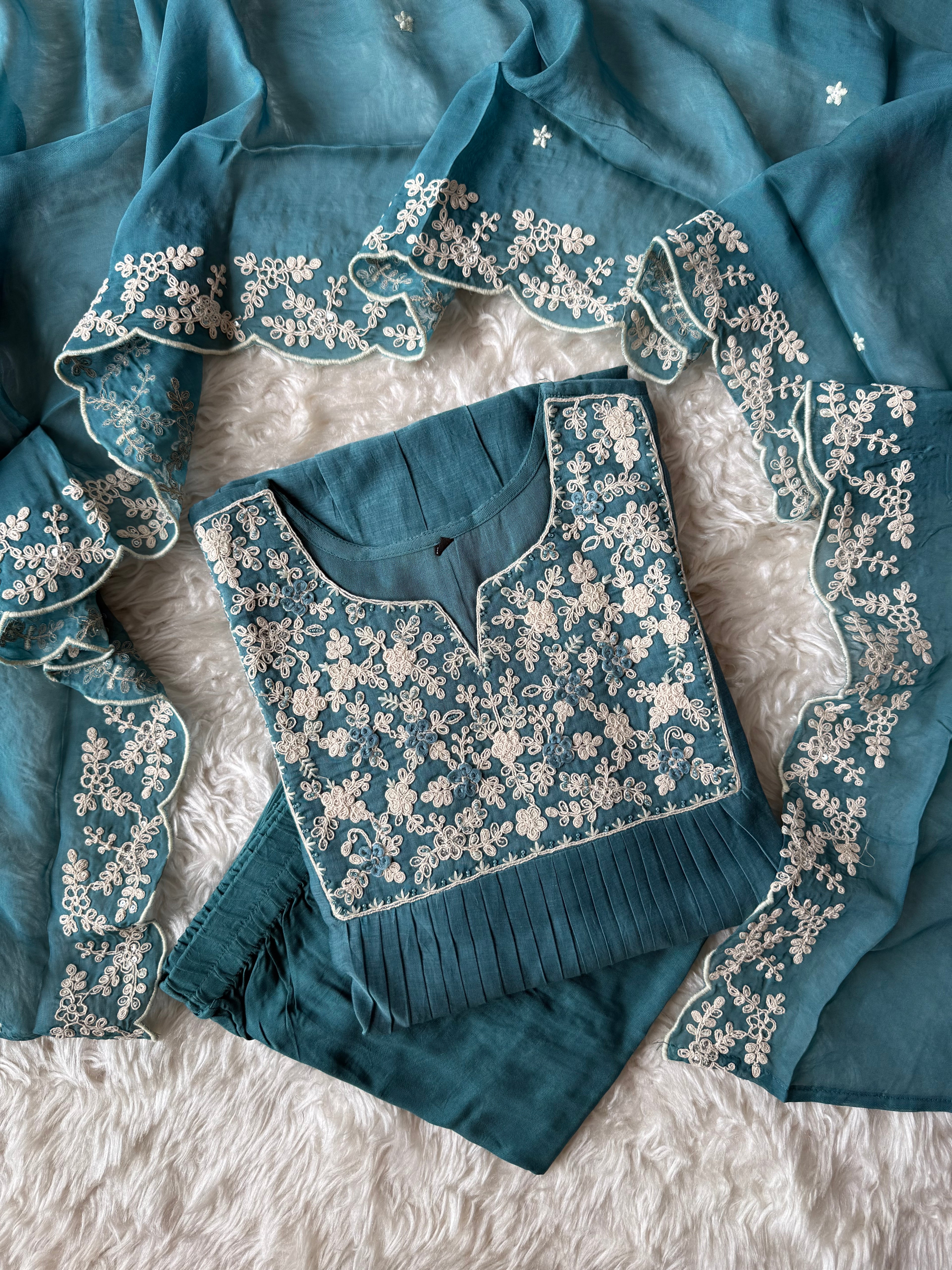 Pure Mul Chanderi Kurti Pant Dupatta Set