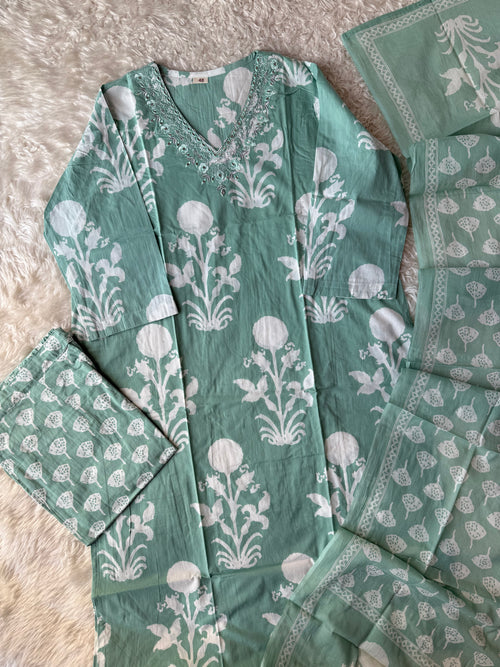 Breathable Cotton Kurti Pant Cotton Dupatta Set