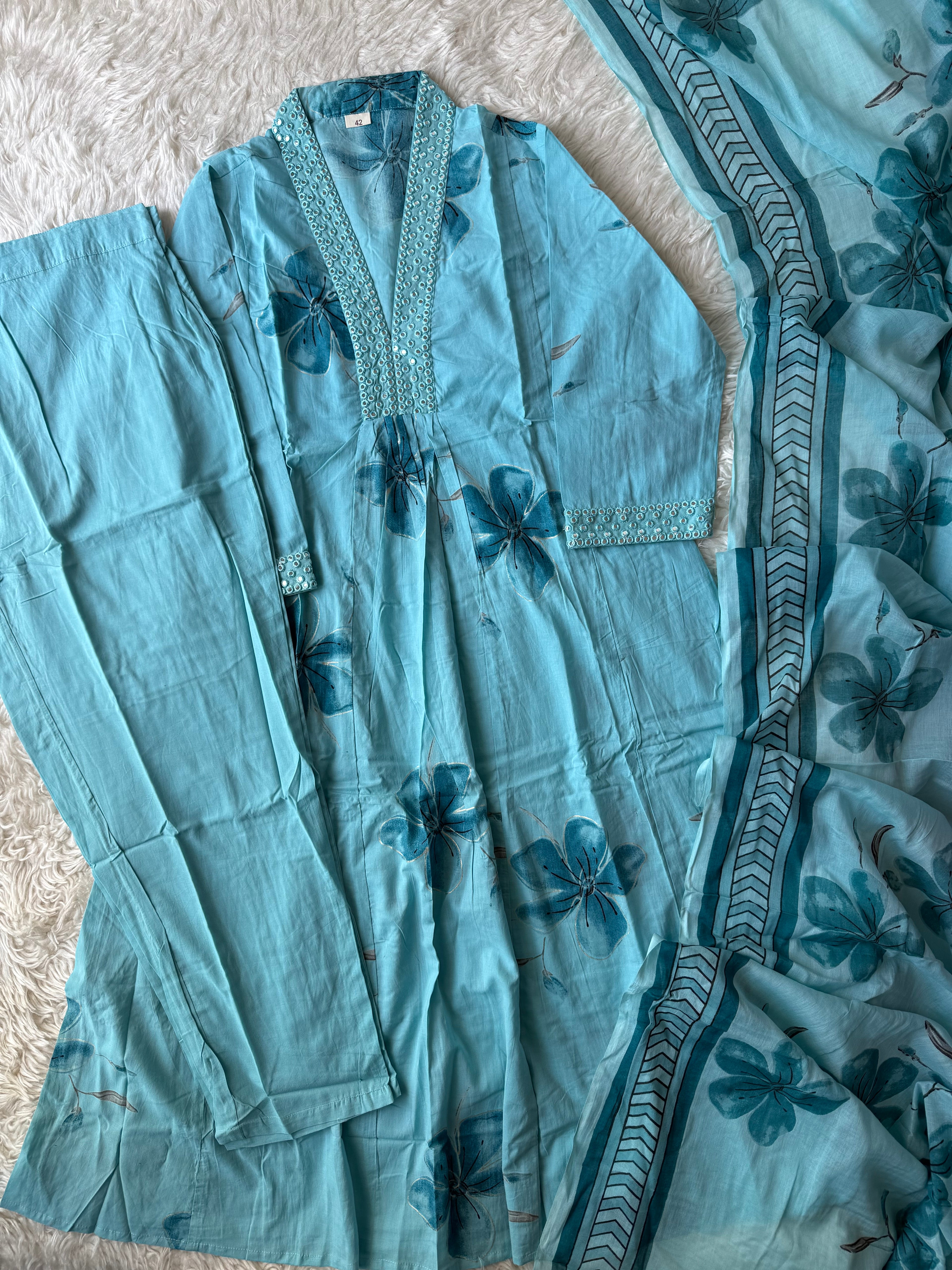 Breathable Cotton Kurti Pant Cotton Dupatta Set