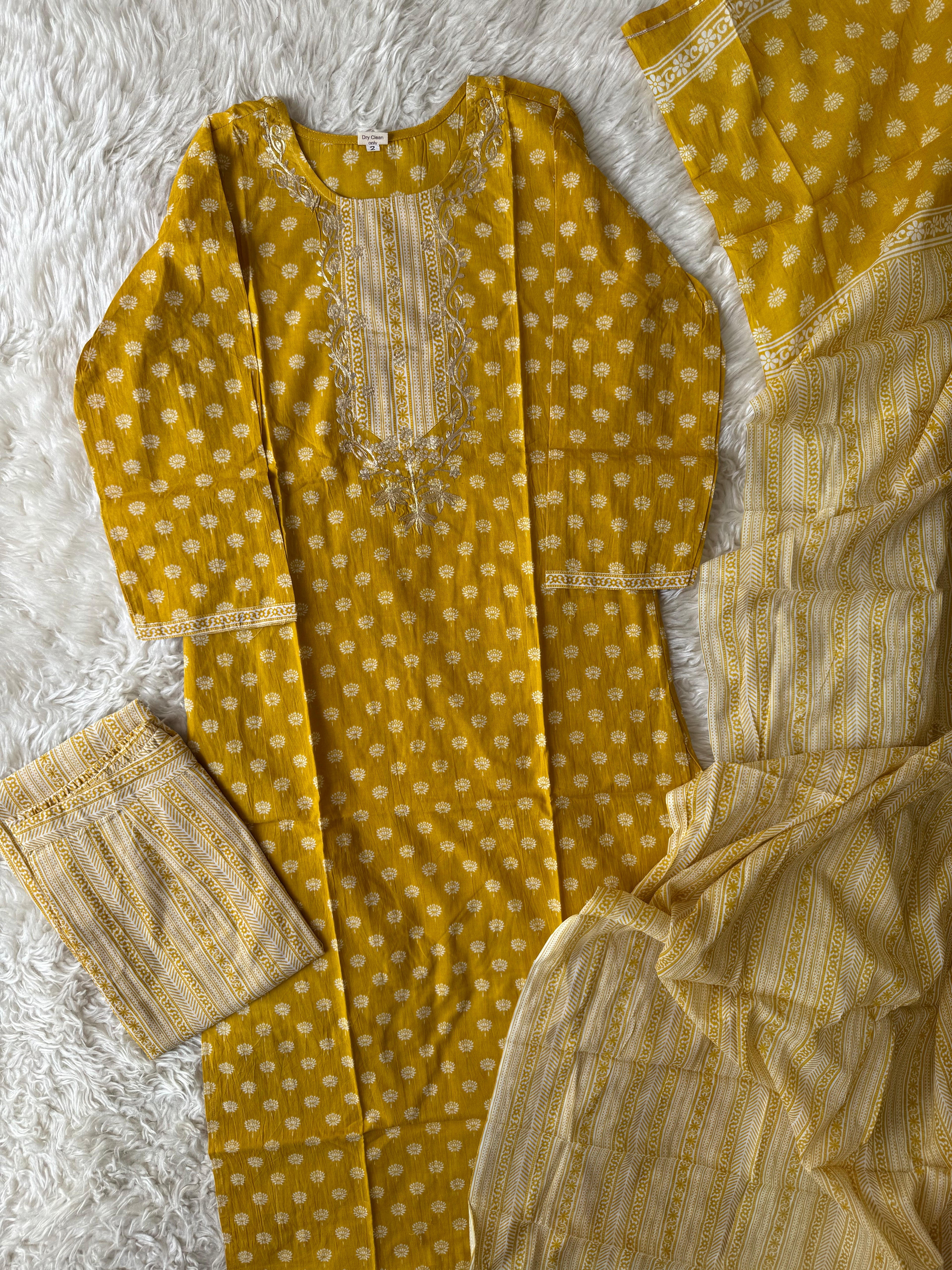 Breathable Cotton Kurti Pant Cotton Dupatta Set