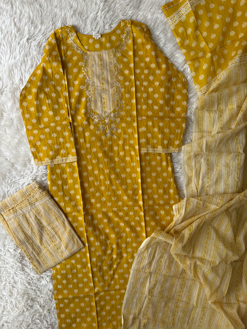 Breathable Cotton Kurti Pant Cotton Dupatta Set