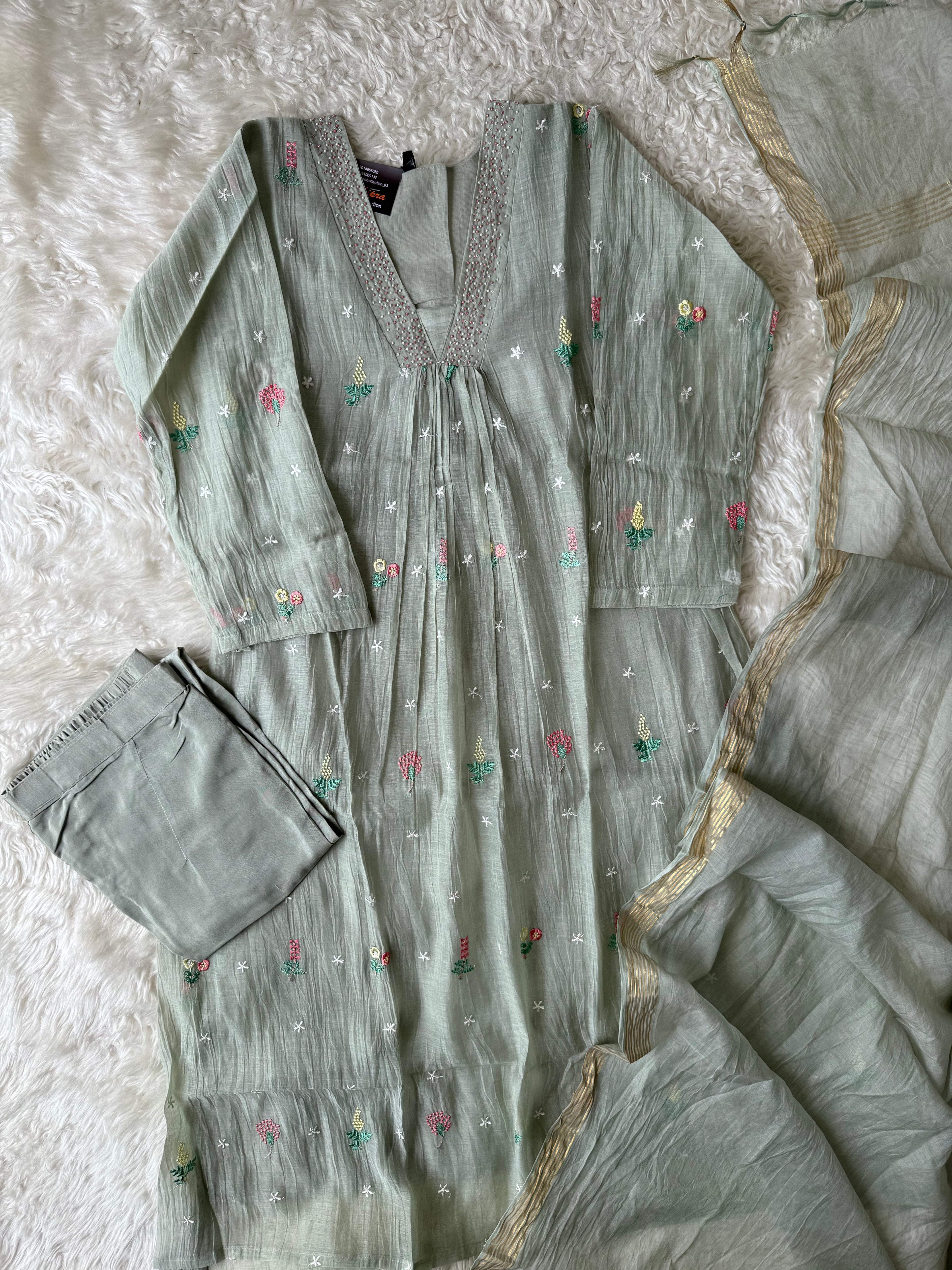 Pure Mul Chanderi Kurti Pant Dupatta Set