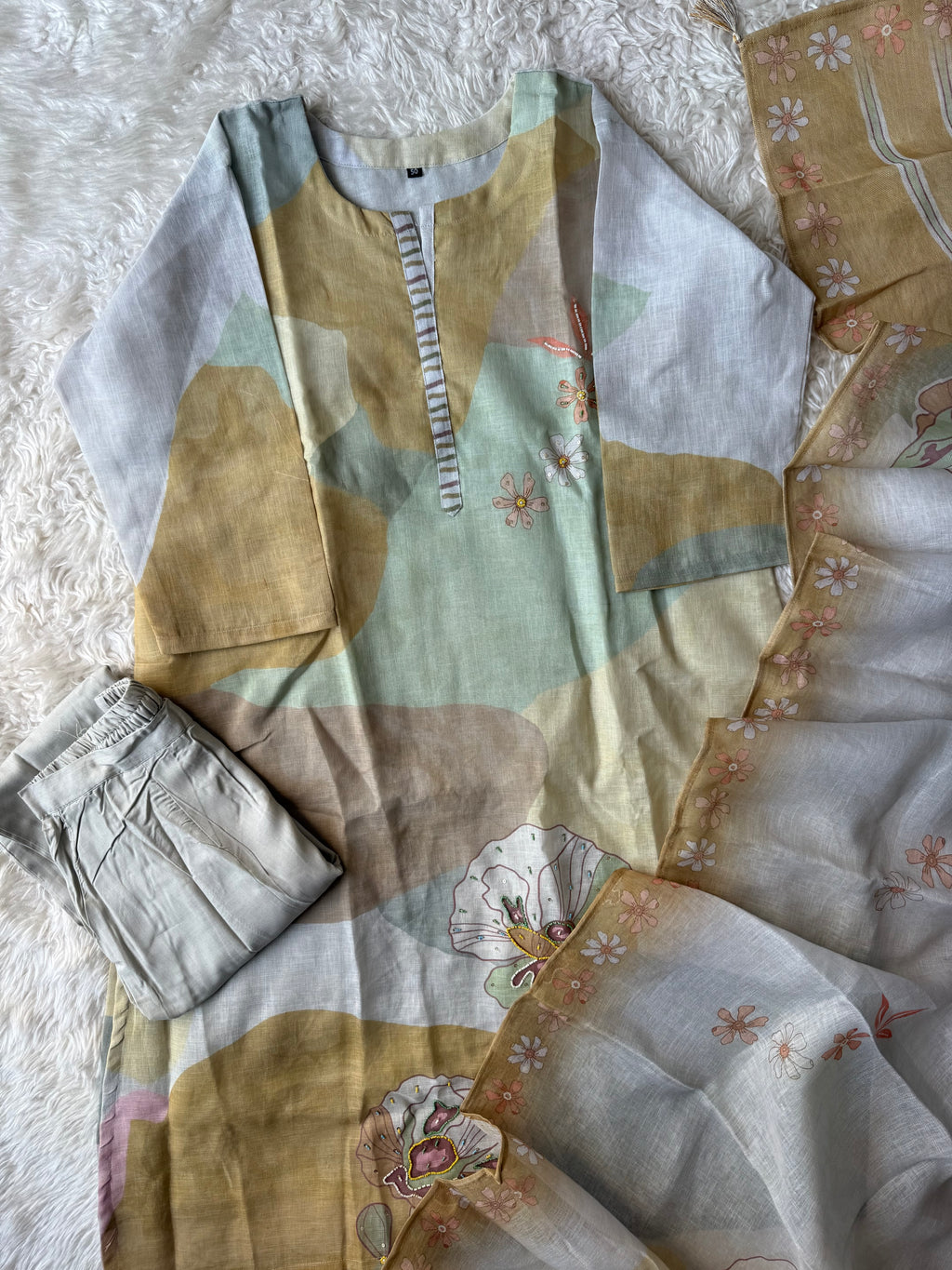 “Plus Size” Linen Kurti Pant Dupatta Set