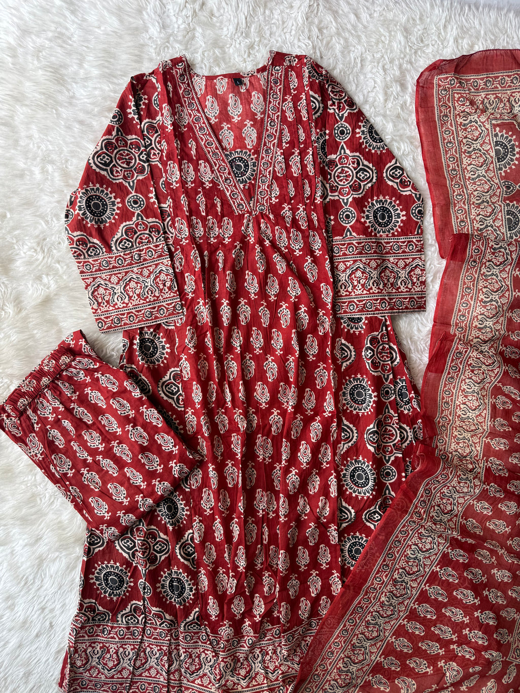 Budget Friendly Kurti Pant Dupatta Set