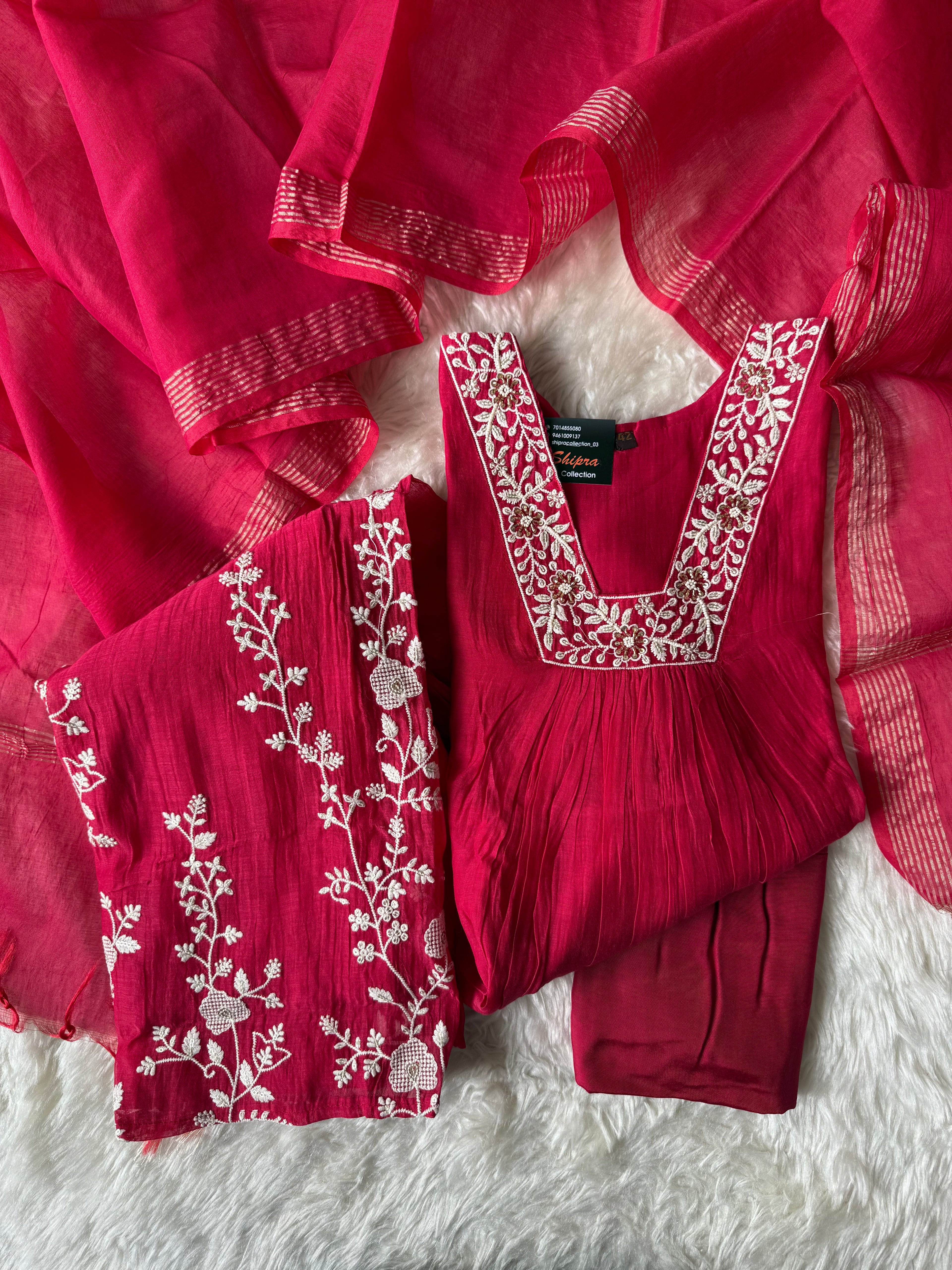 Mul Chanderi Kurti Pant Dupatta Set