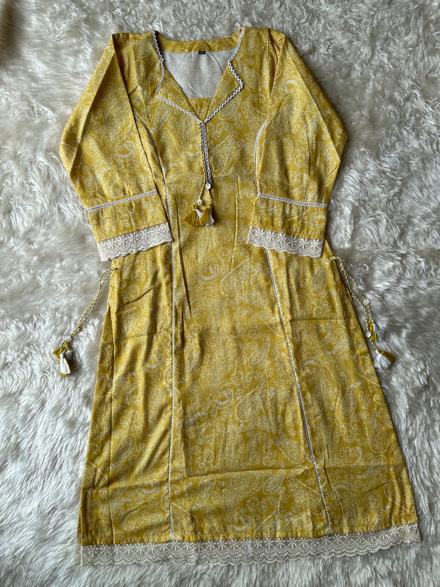 Linen Cotton Lace Details Set