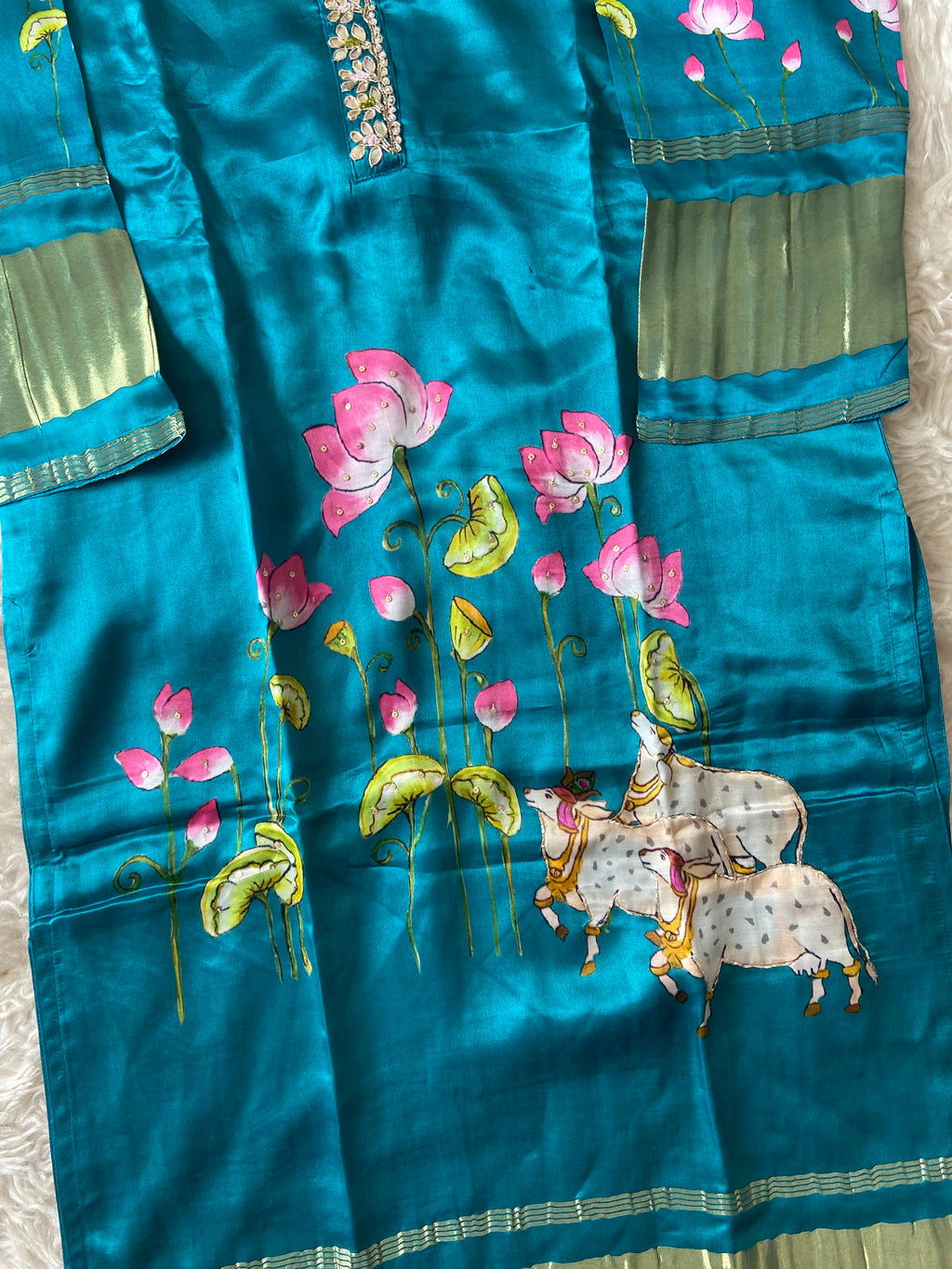 Gazi Silk Kurti Pant Dupatta Set
