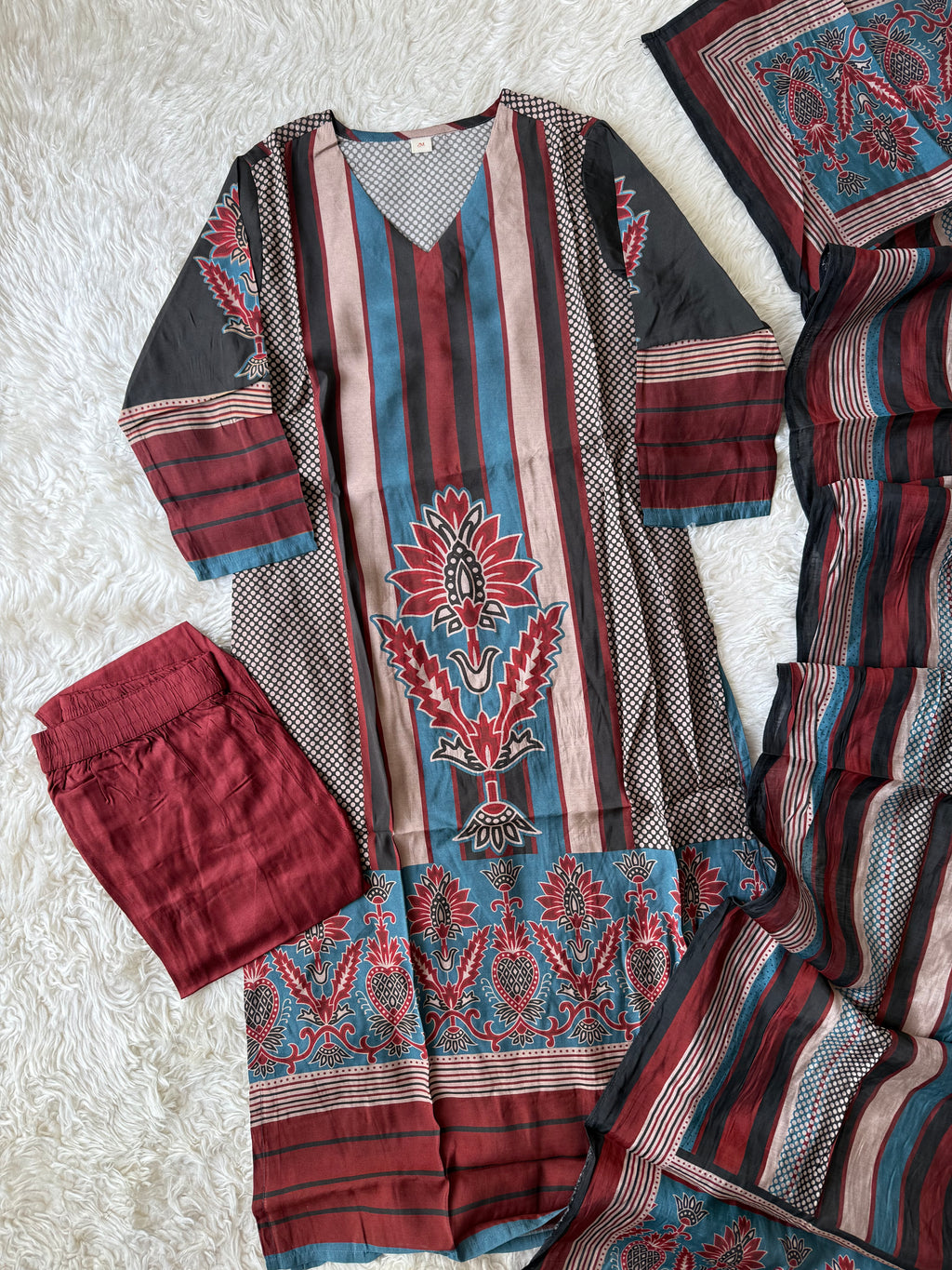 Pure Muslin Silk Kurti Pant Dupatta Set