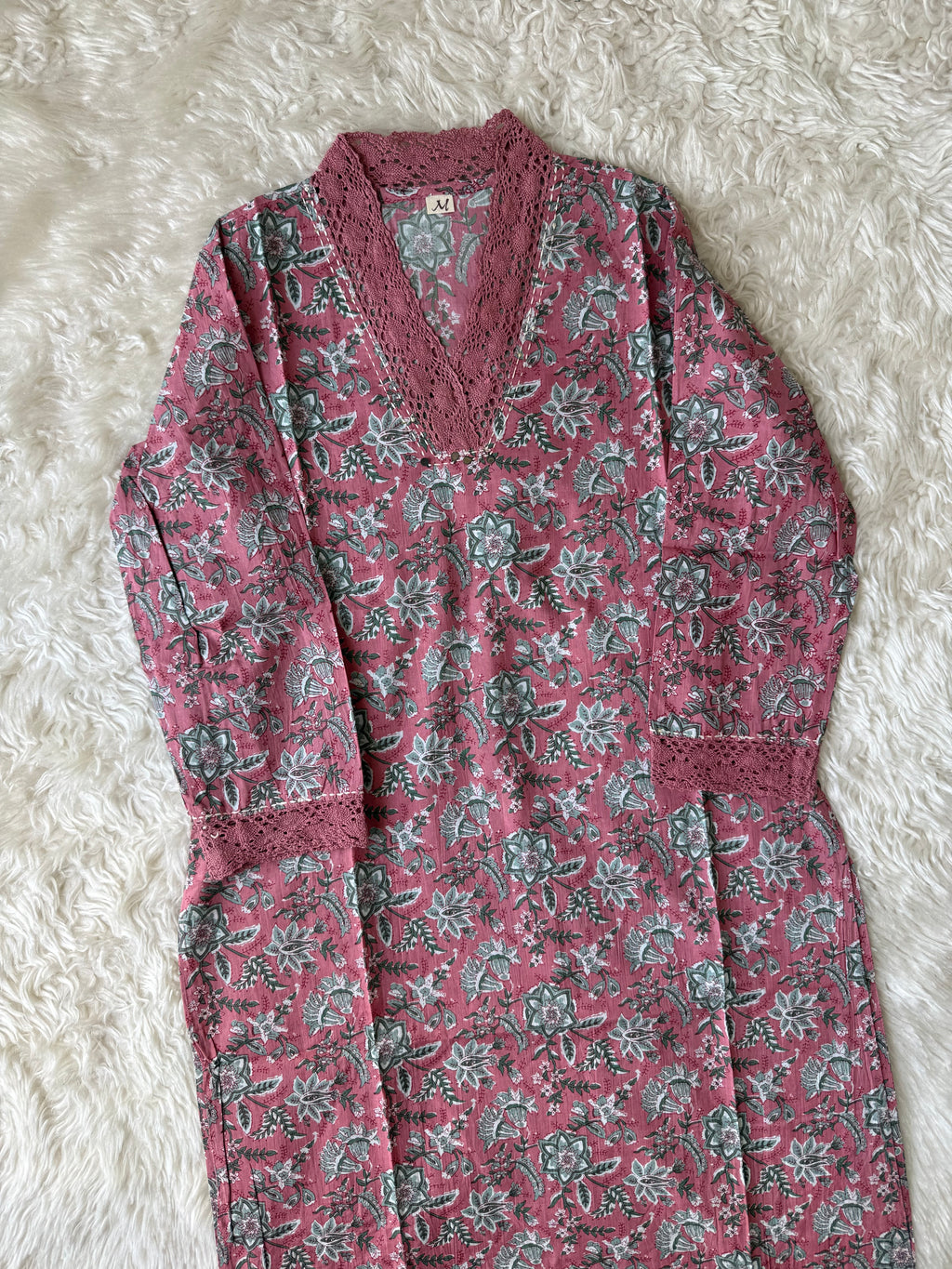 V-Neck Lace Details Kurti