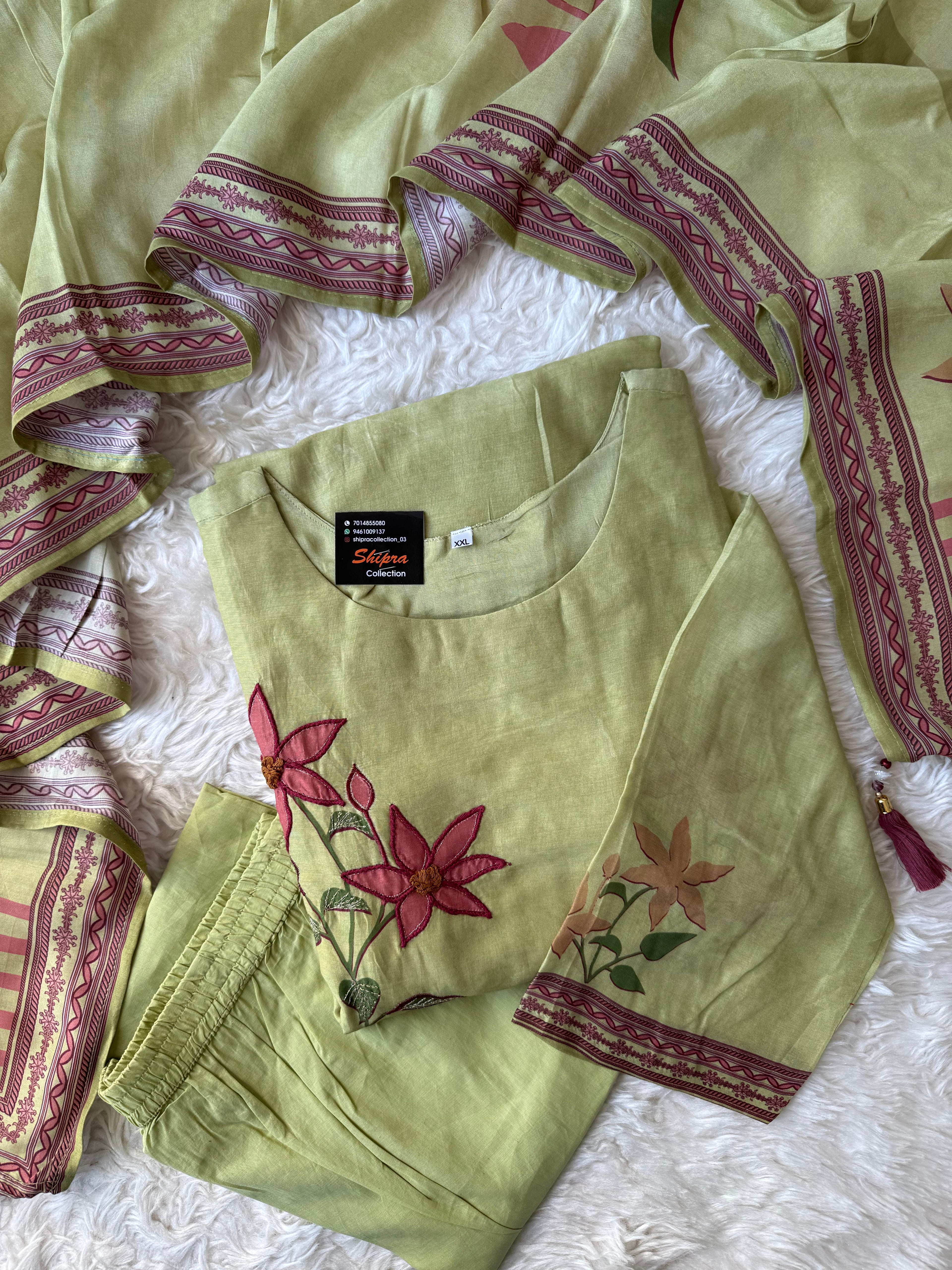 Mul Chanderi Kurti Pant Dupatta Set