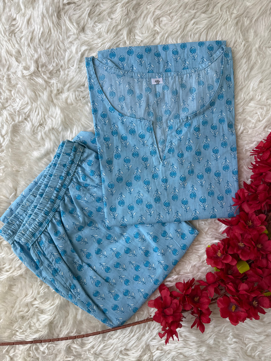 “Plus Size” Lounge Wear