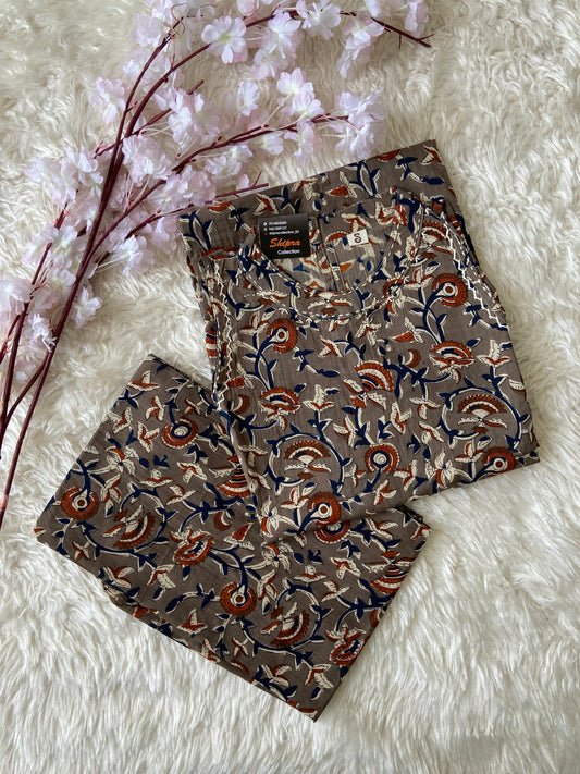 Pure Cotton Sleeveless Kurti Pant Set