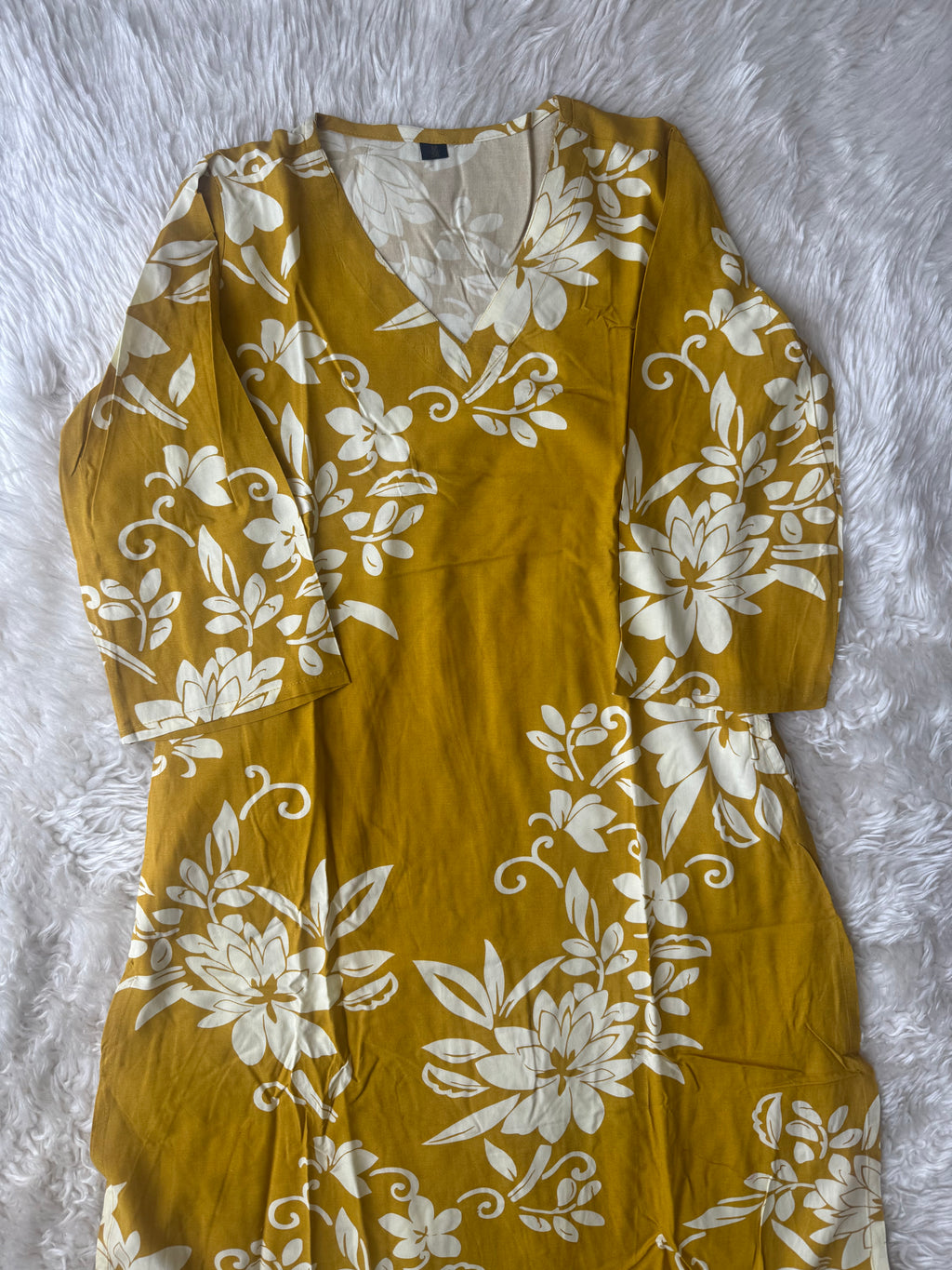 Makhan Fabric feel💕 Kurti Plazo Set