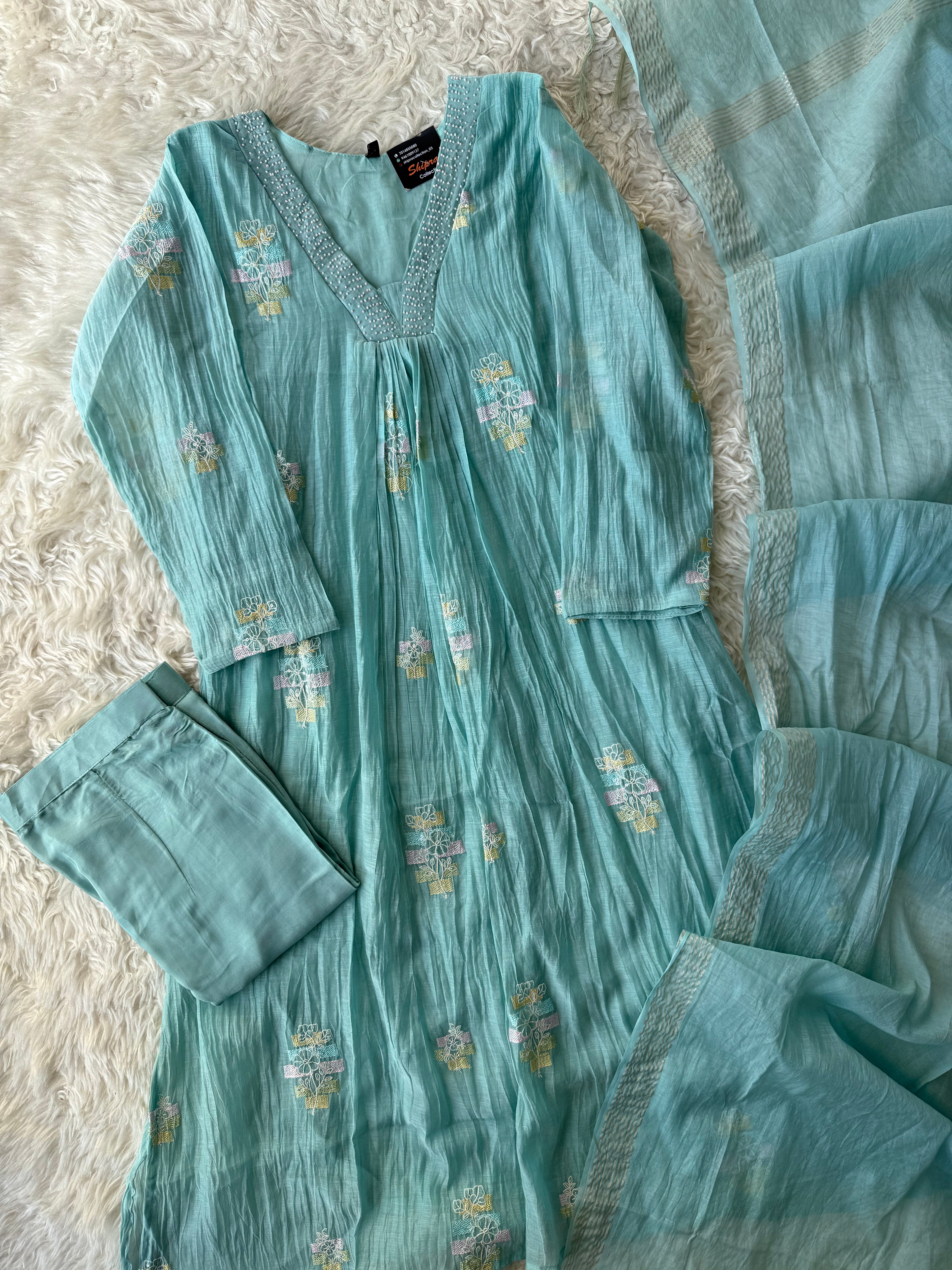 Pure Mul Chanderi Kurti Pant Dupatta Set