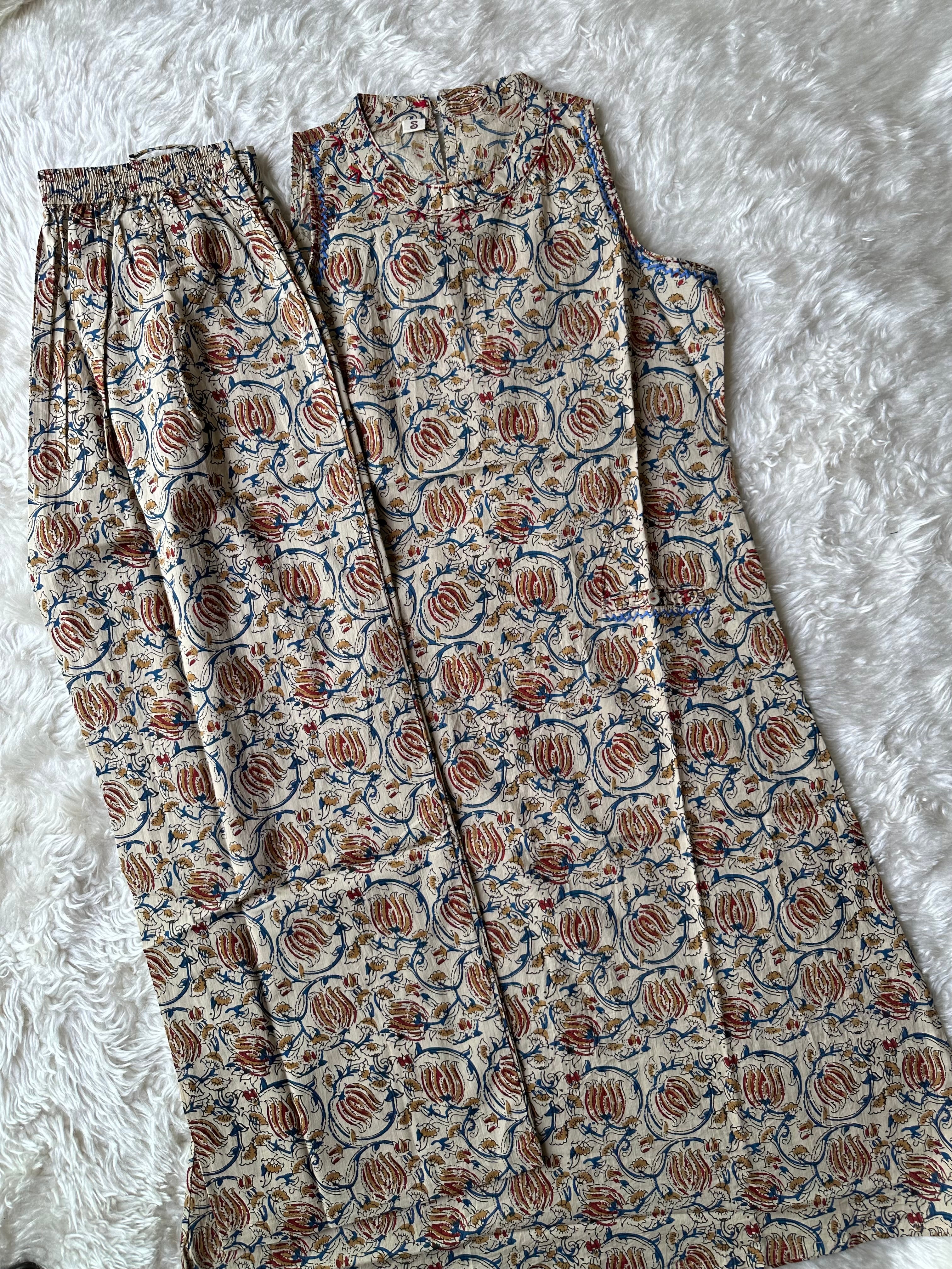 Pure Cotton Sleeveless Kurti Pant Set