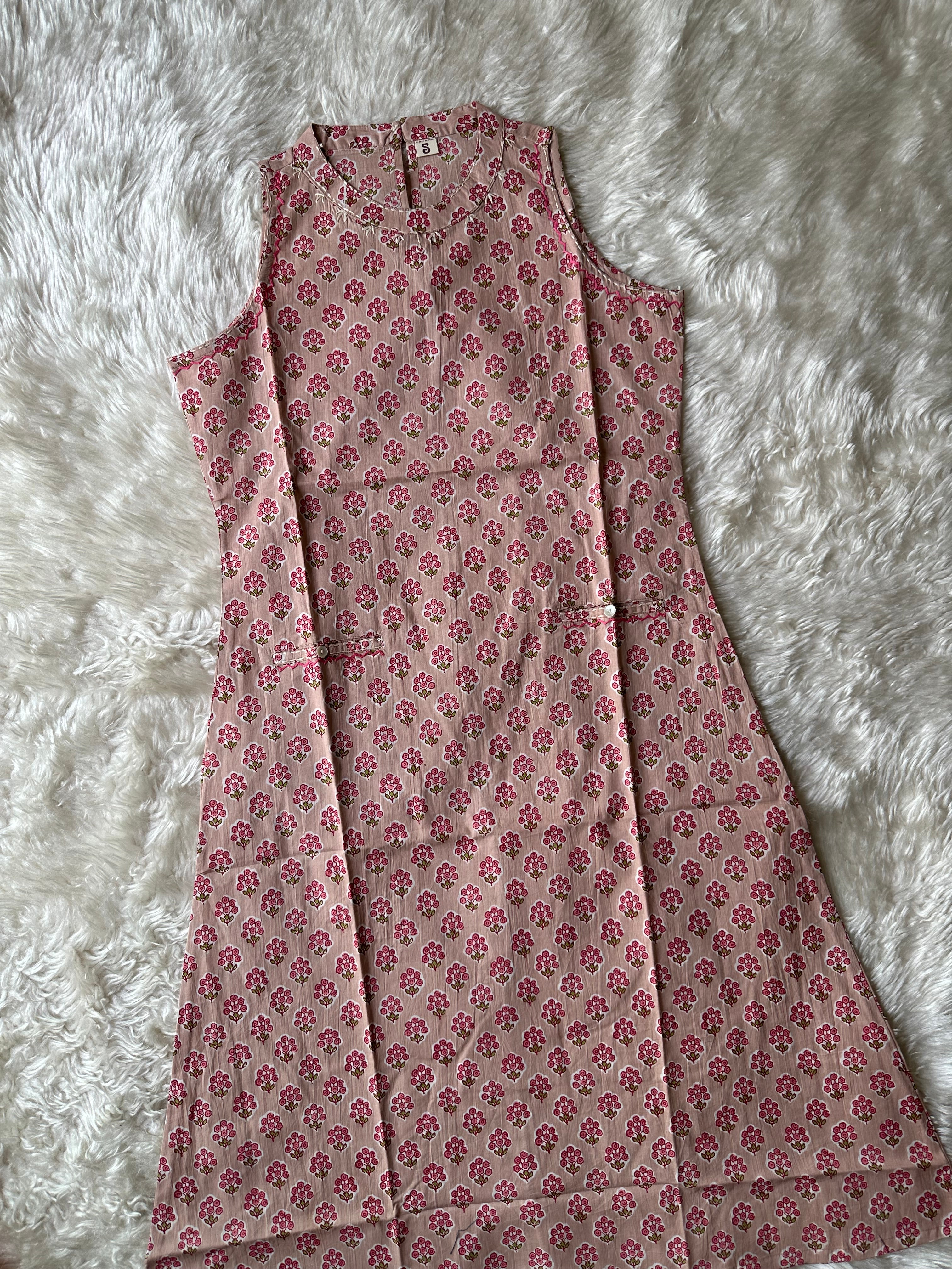 Pure Cotton Sleeveless Kurti Pant Set