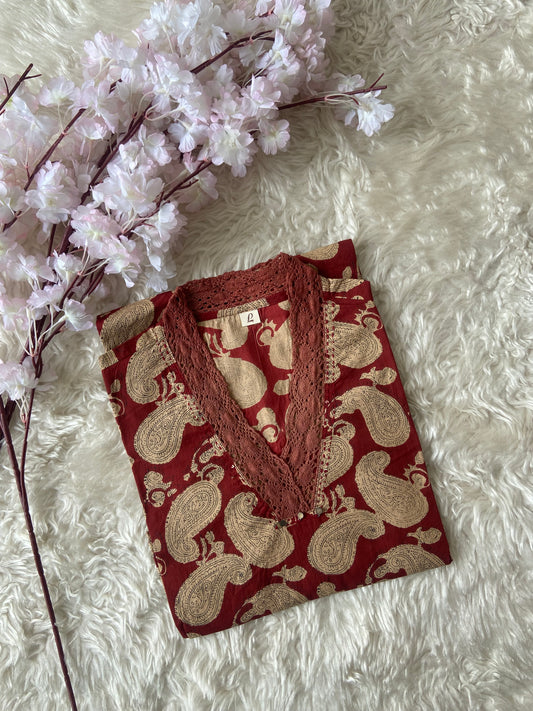 V-Neck Lace Details Kurti