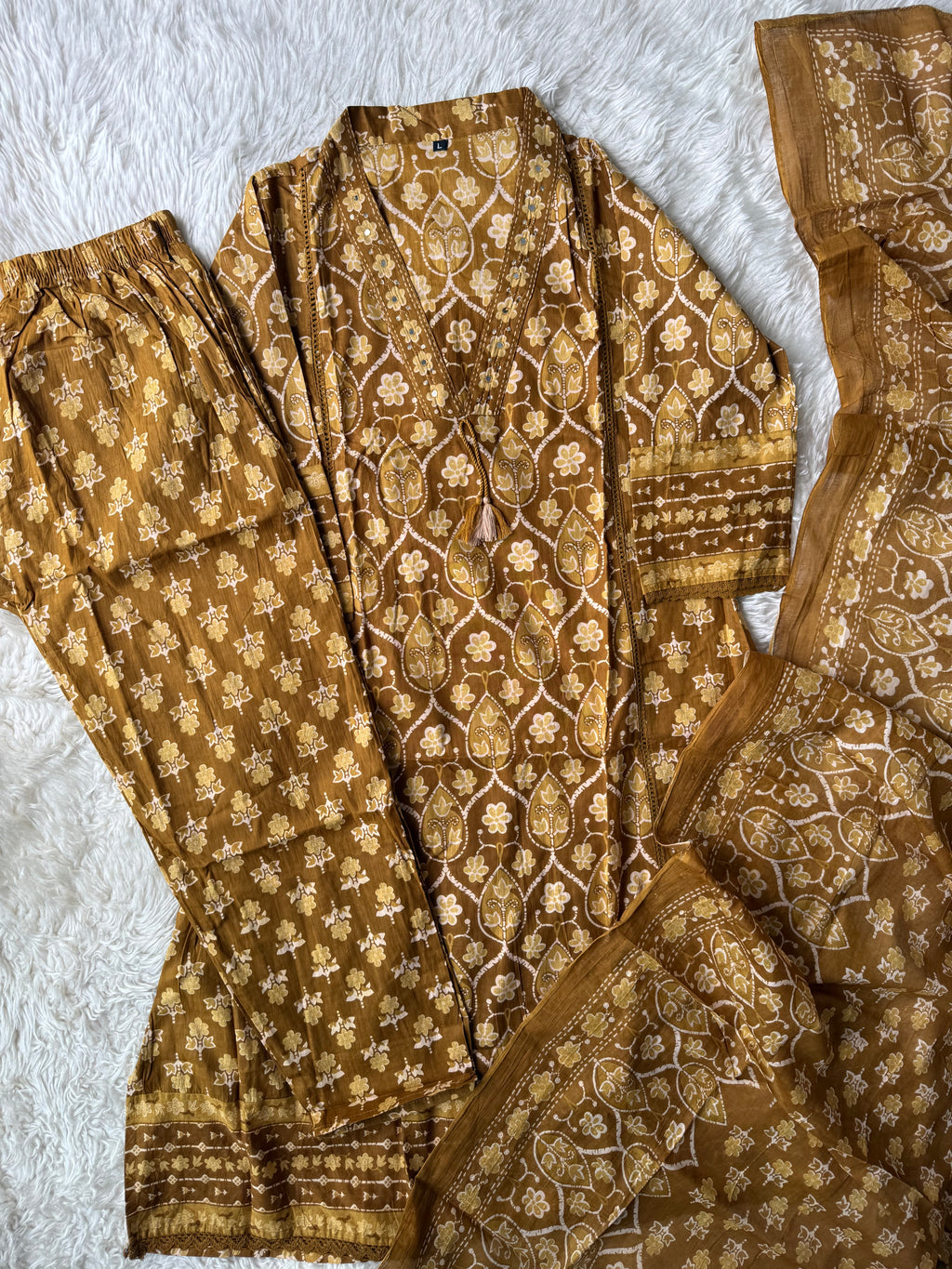 Budget Friendly Kurti Pant Dupatta Set
