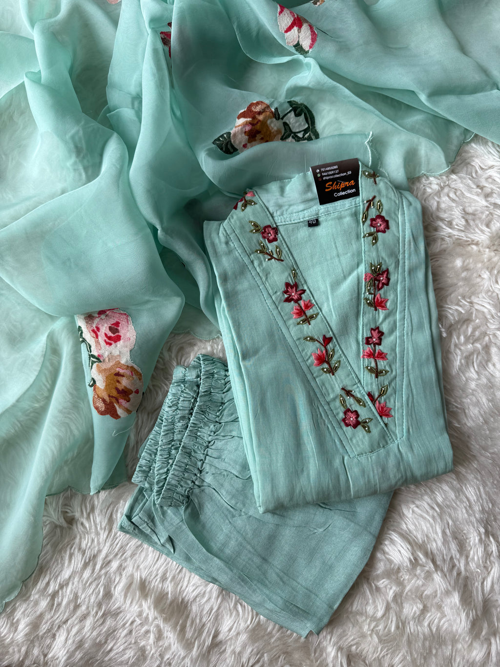 Pure Mul Chanderi Kurti Pant Dupatta Set