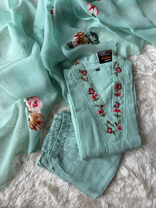 Pure Mul Chanderi Kurti Pant Dupatta Set