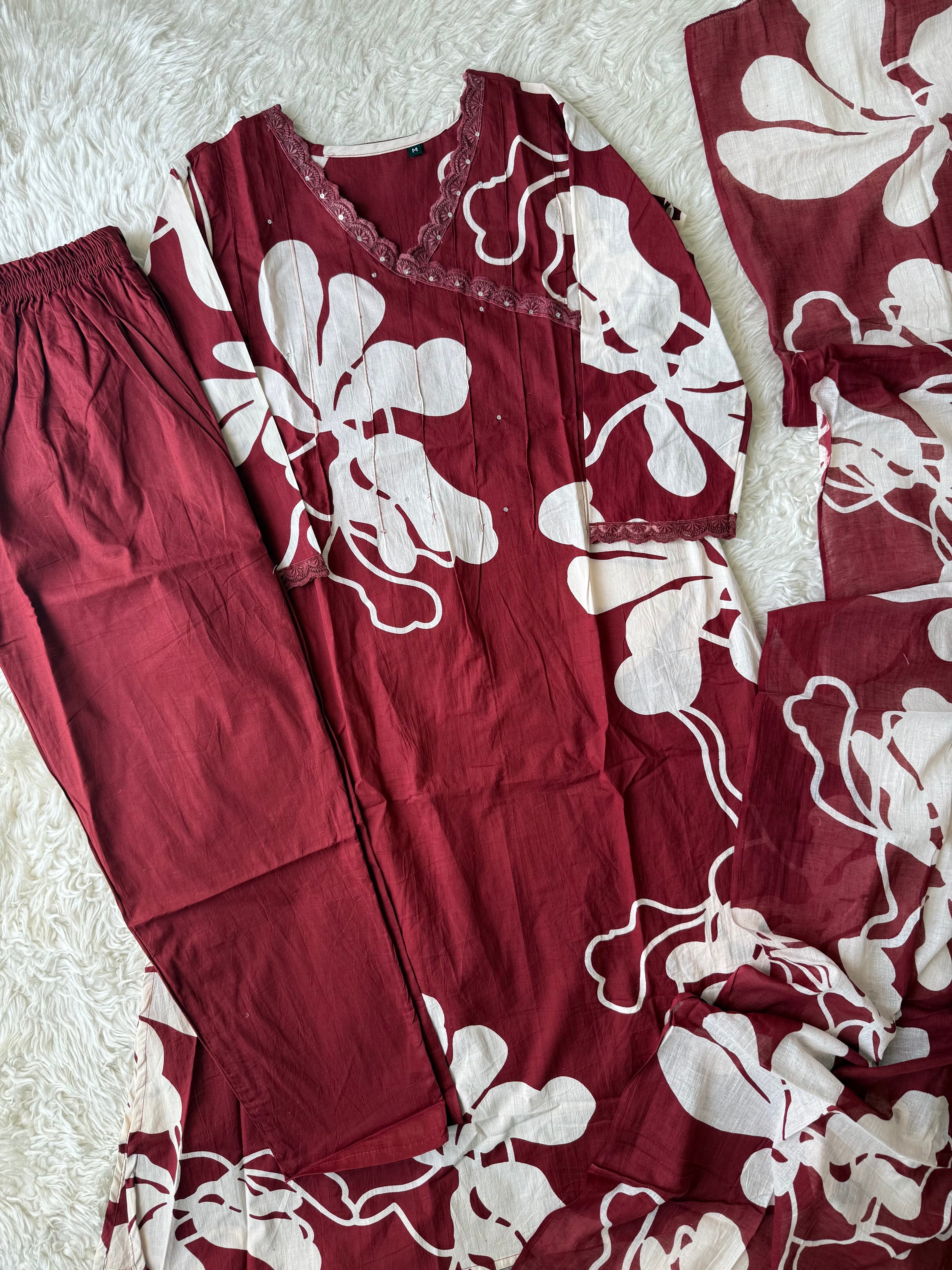 “Best Seller” Budget Friendly Kurti Pant Dupatta Set