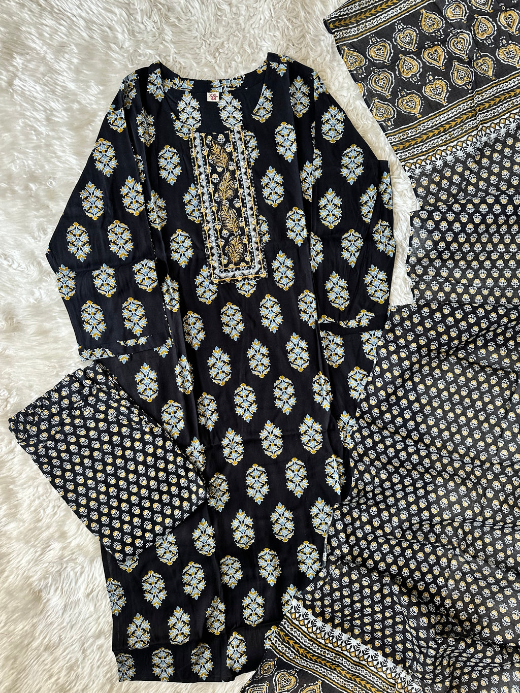 Rayon Kurti Pant Dupatta Set