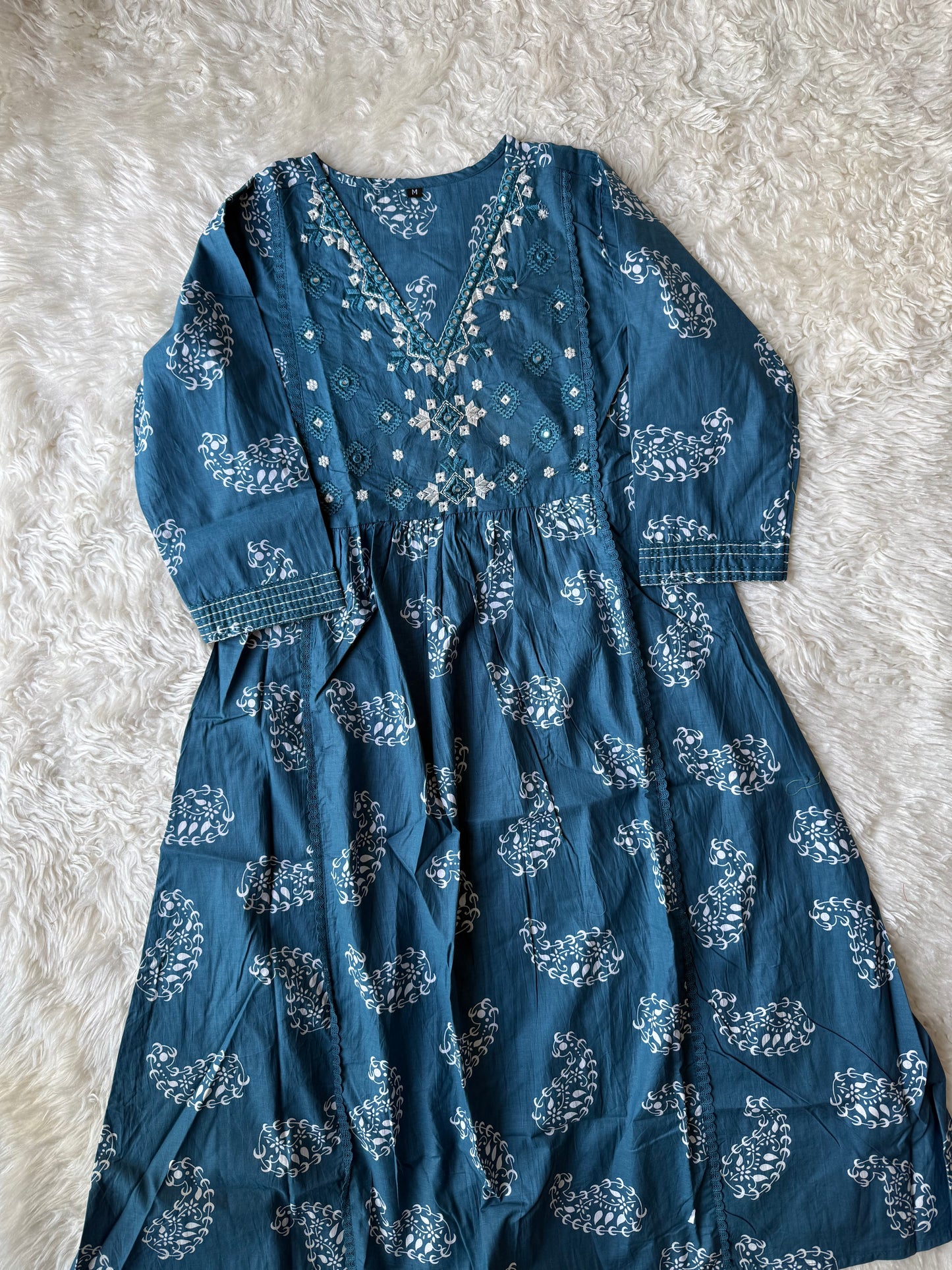 Cotton Thread Work Kurti Pant Set