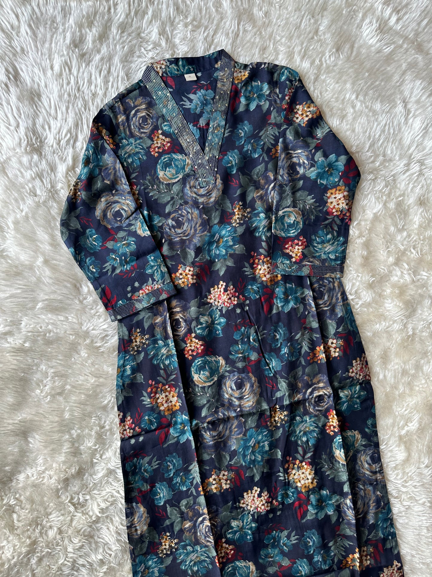 Pure Muslin Silk V-Neck kurti